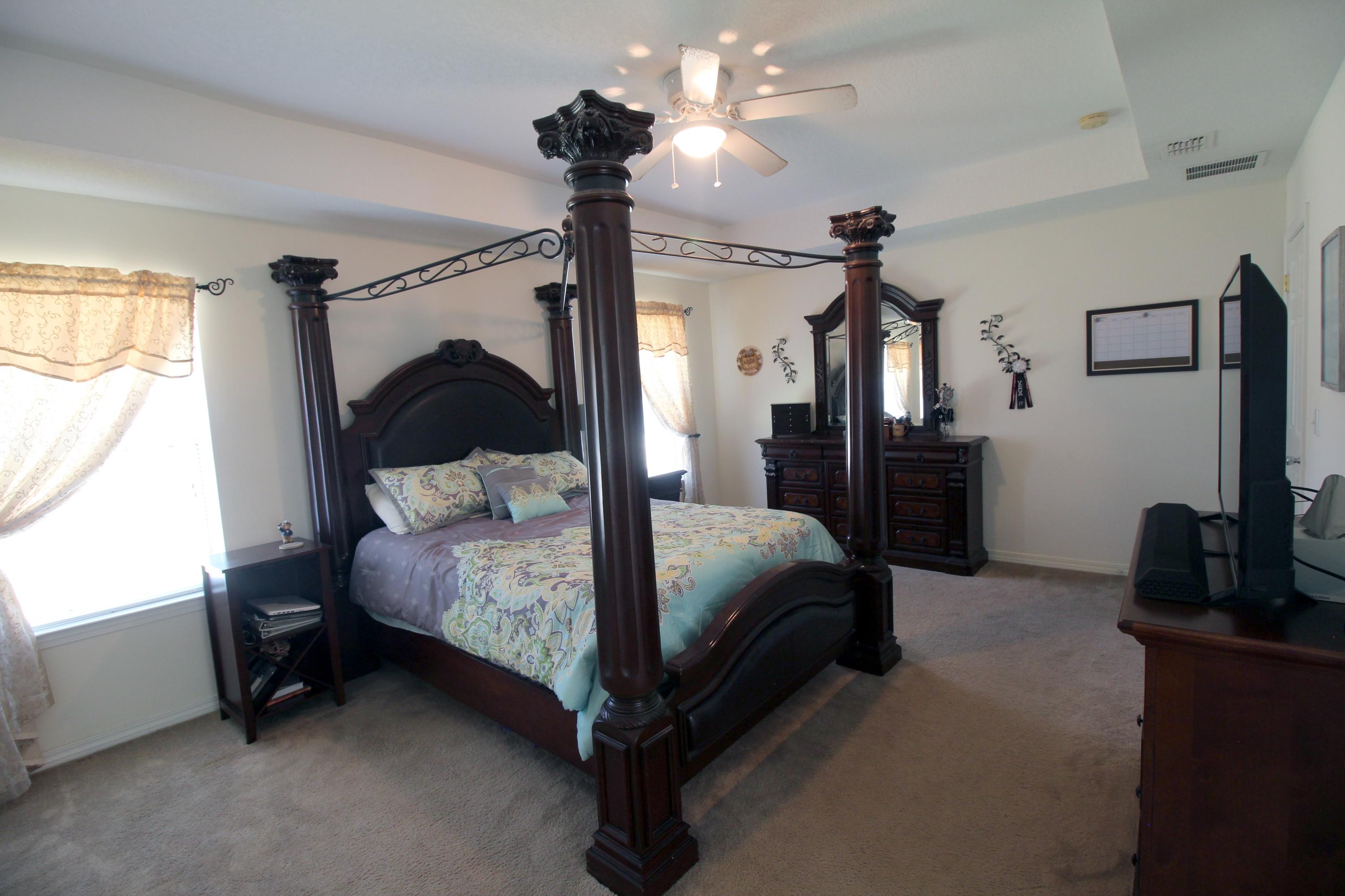 HOLLEY BY THE SEA - Residential