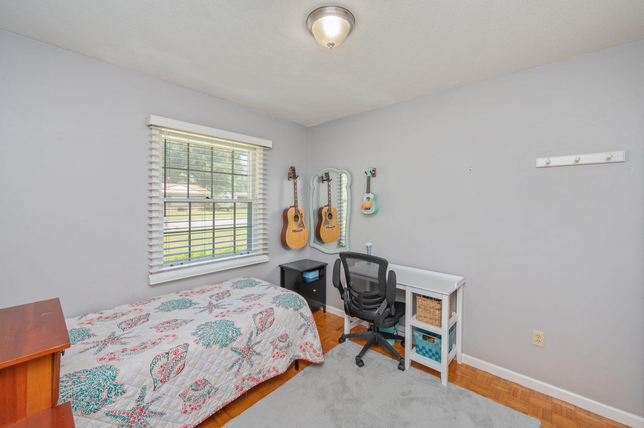 CAROL ANNE MANOR - Residential
