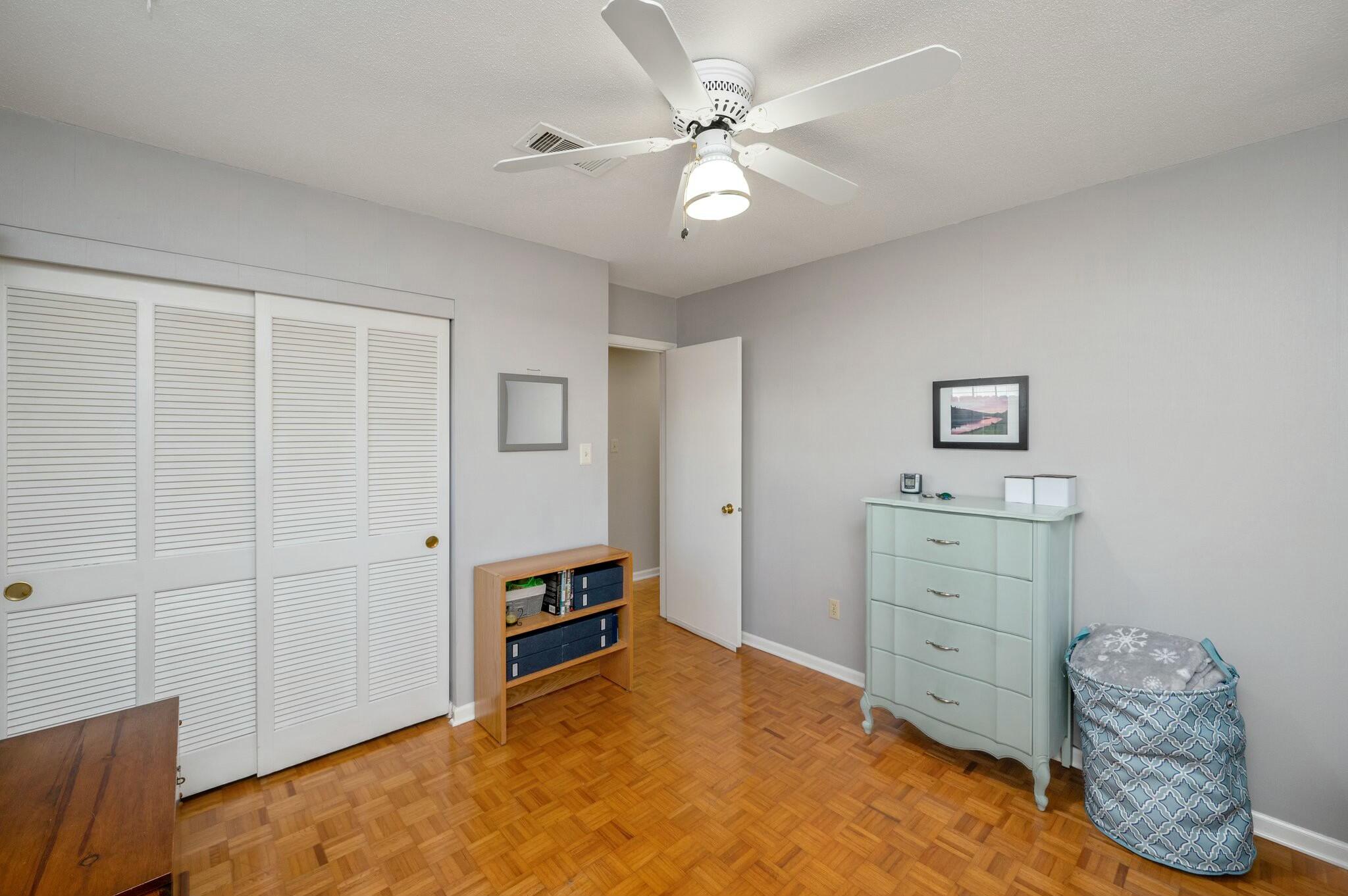 CAROL ANNE MANOR - Residential