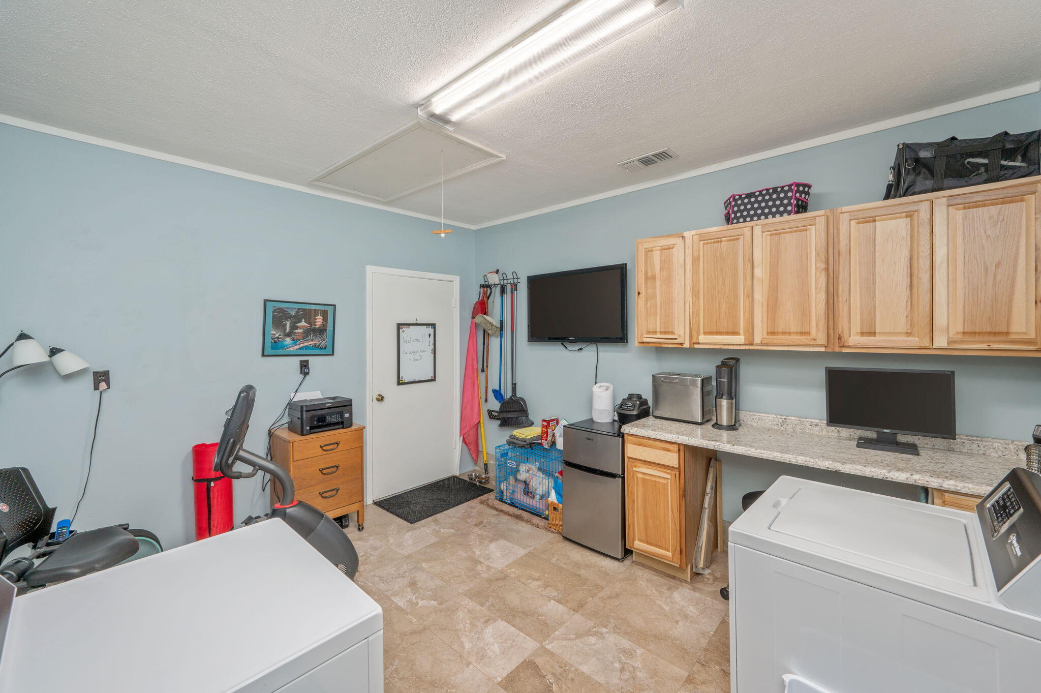 CAROL ANNE MANOR - Residential