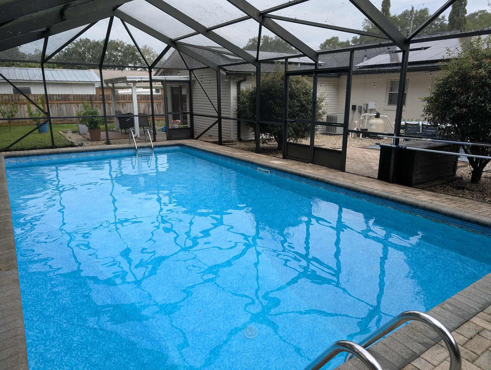 CAROL ANNE MANOR - Residential