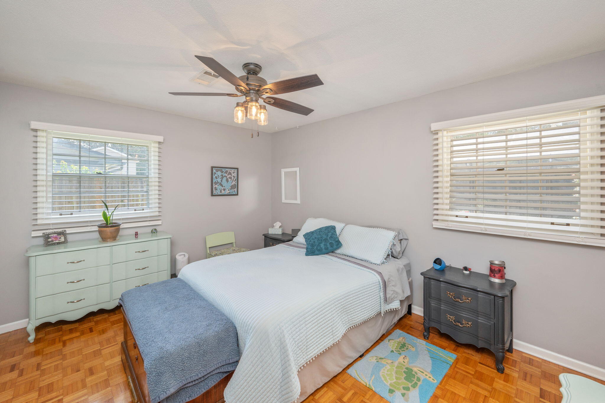 CAROL ANNE MANOR - Residential
