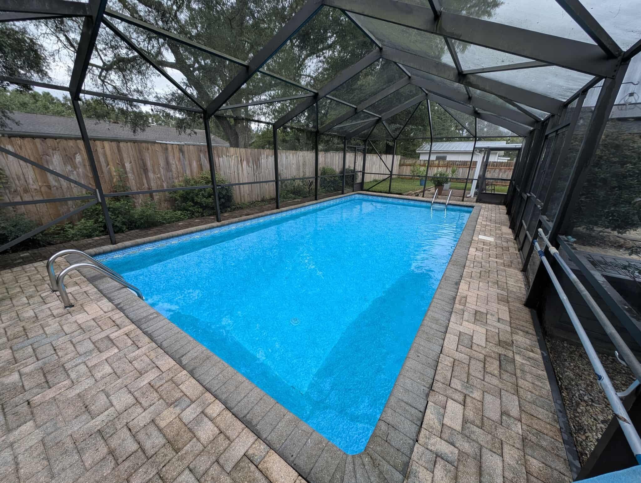 CAROL ANNE MANOR - Residential