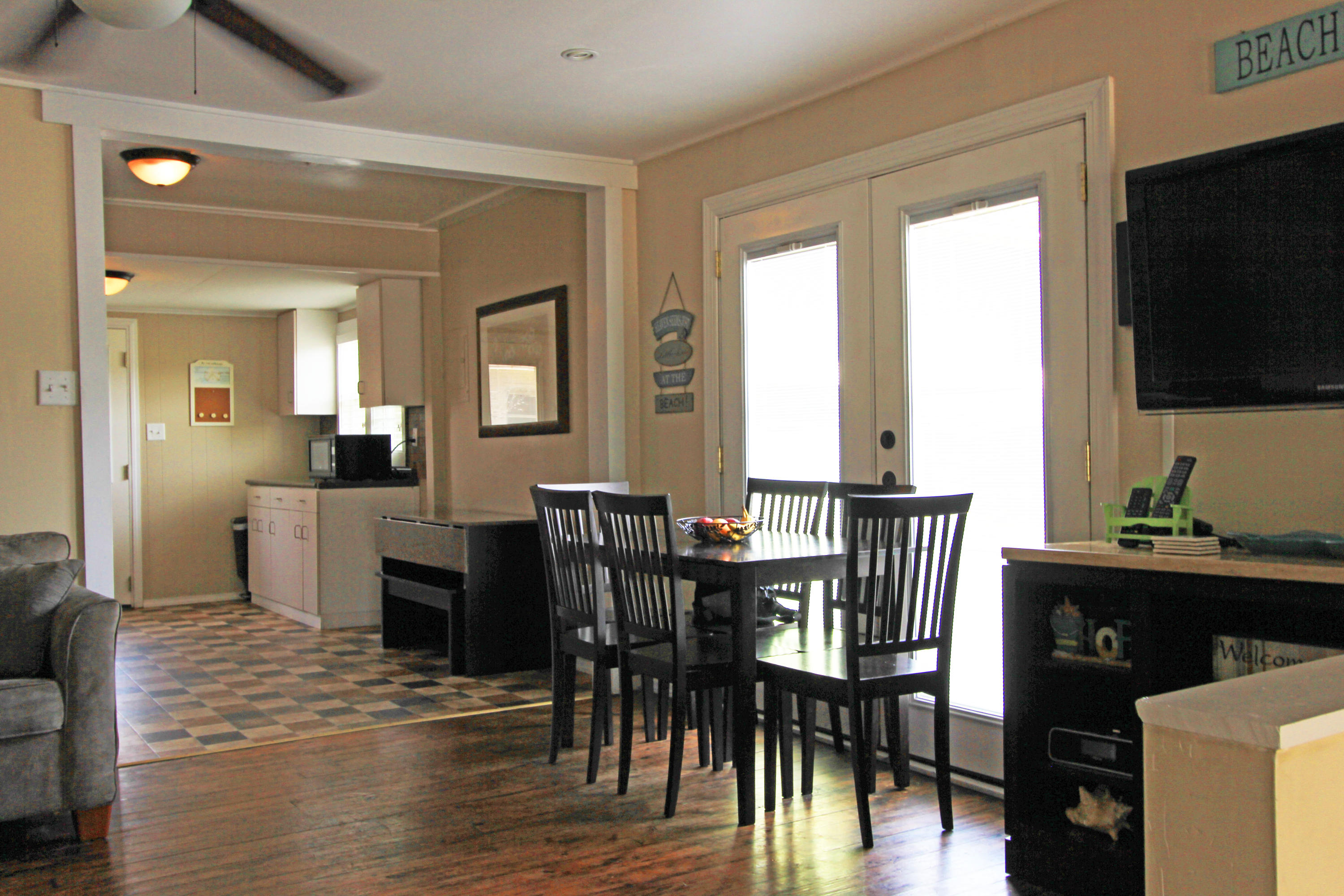 LAGUNA BEACH - Residential