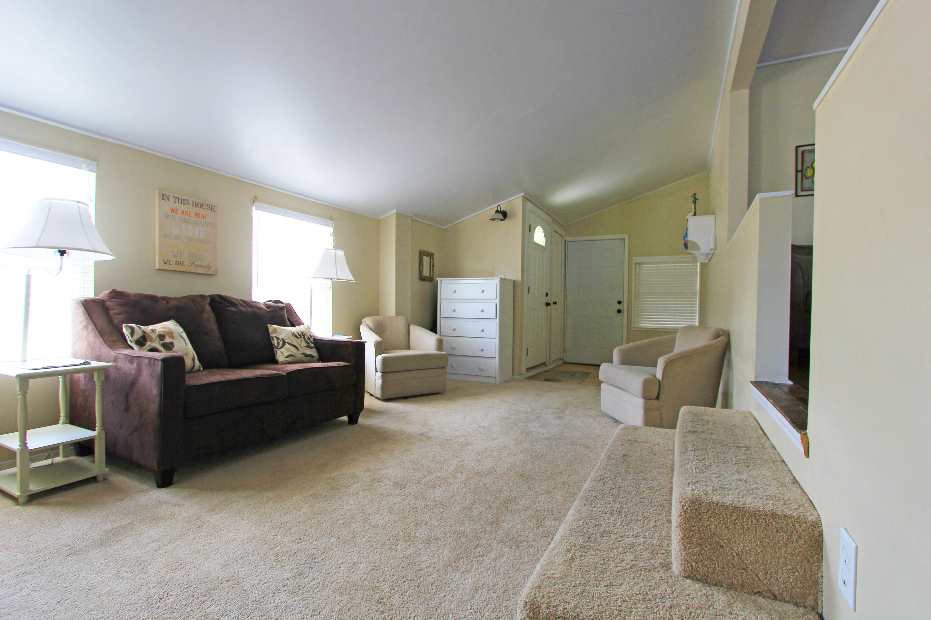 LAGUNA BEACH - Residential