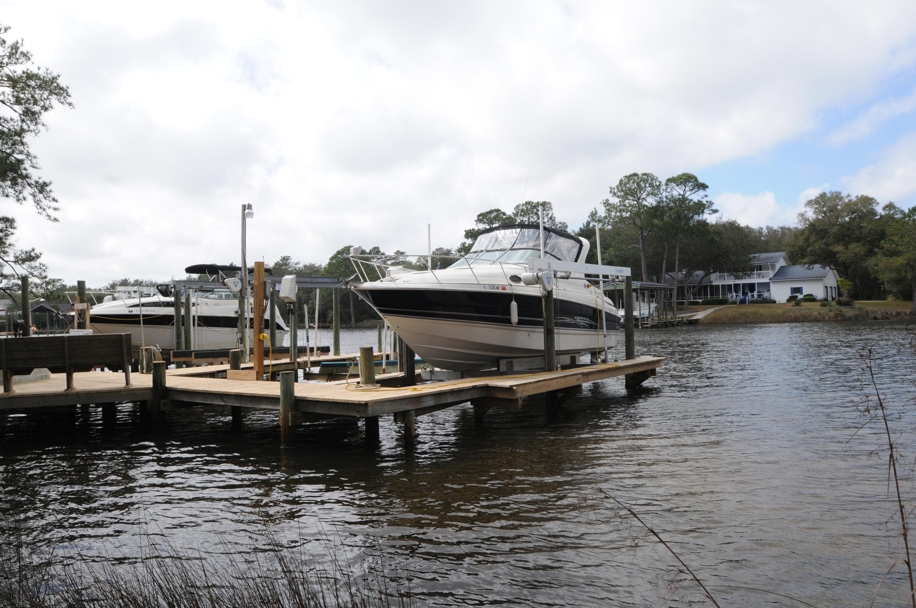 PINEWOOD ESTATES 2 - Residential Lease