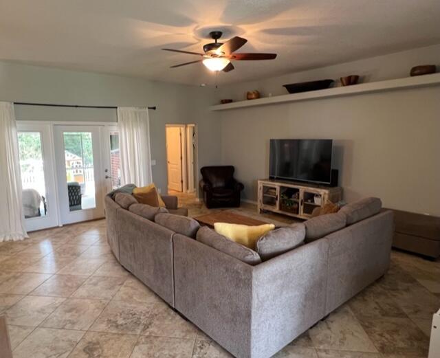 THE MEADOWS - Residential Lease