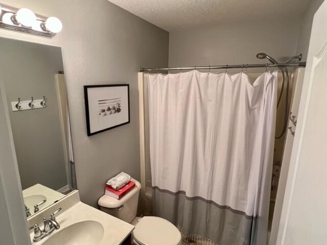 THE MEADOWS - Residential Lease