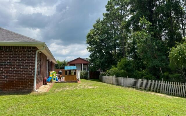 THE MEADOWS - Residential Lease