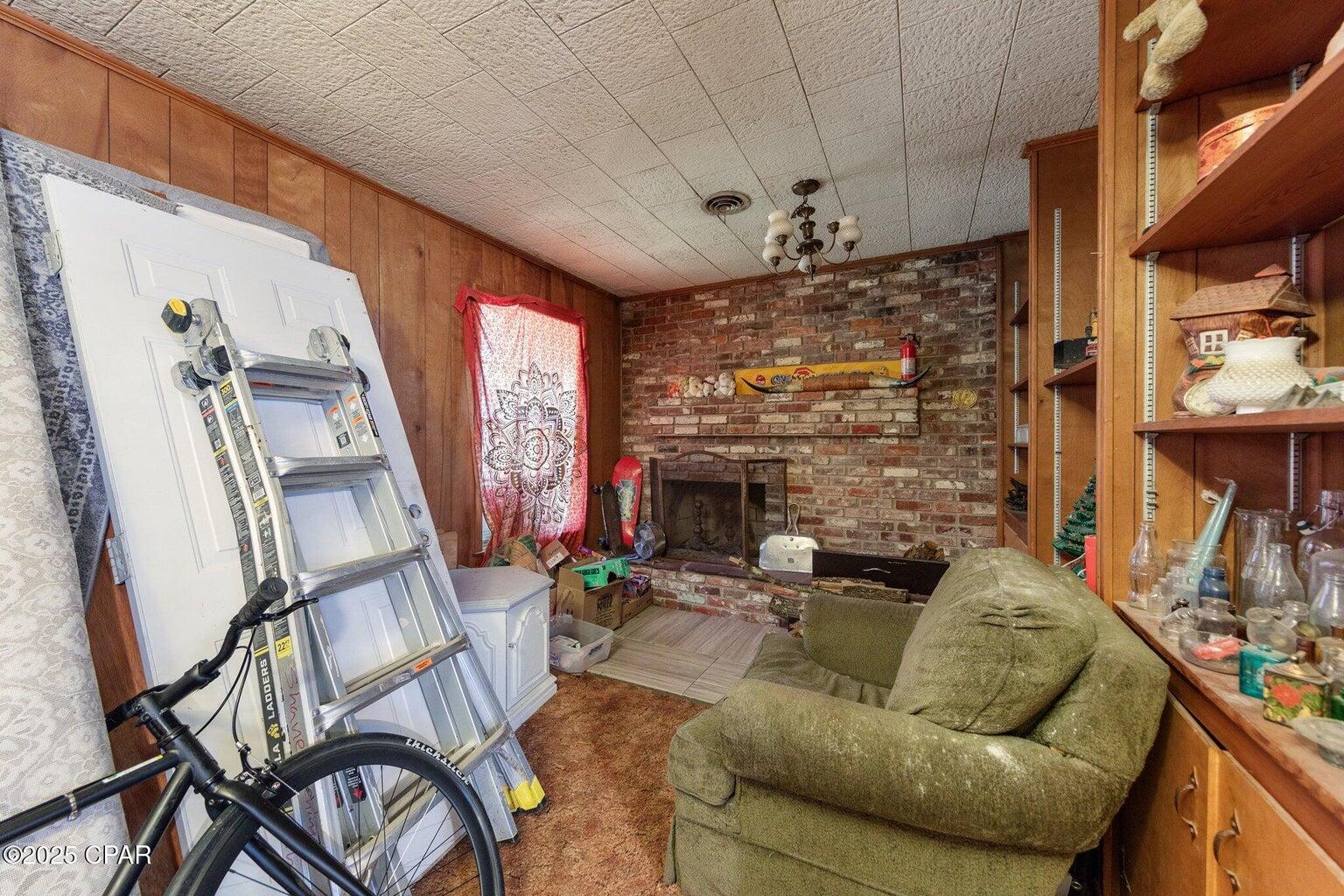 NO RECORDED SUBDIVISION - Residential