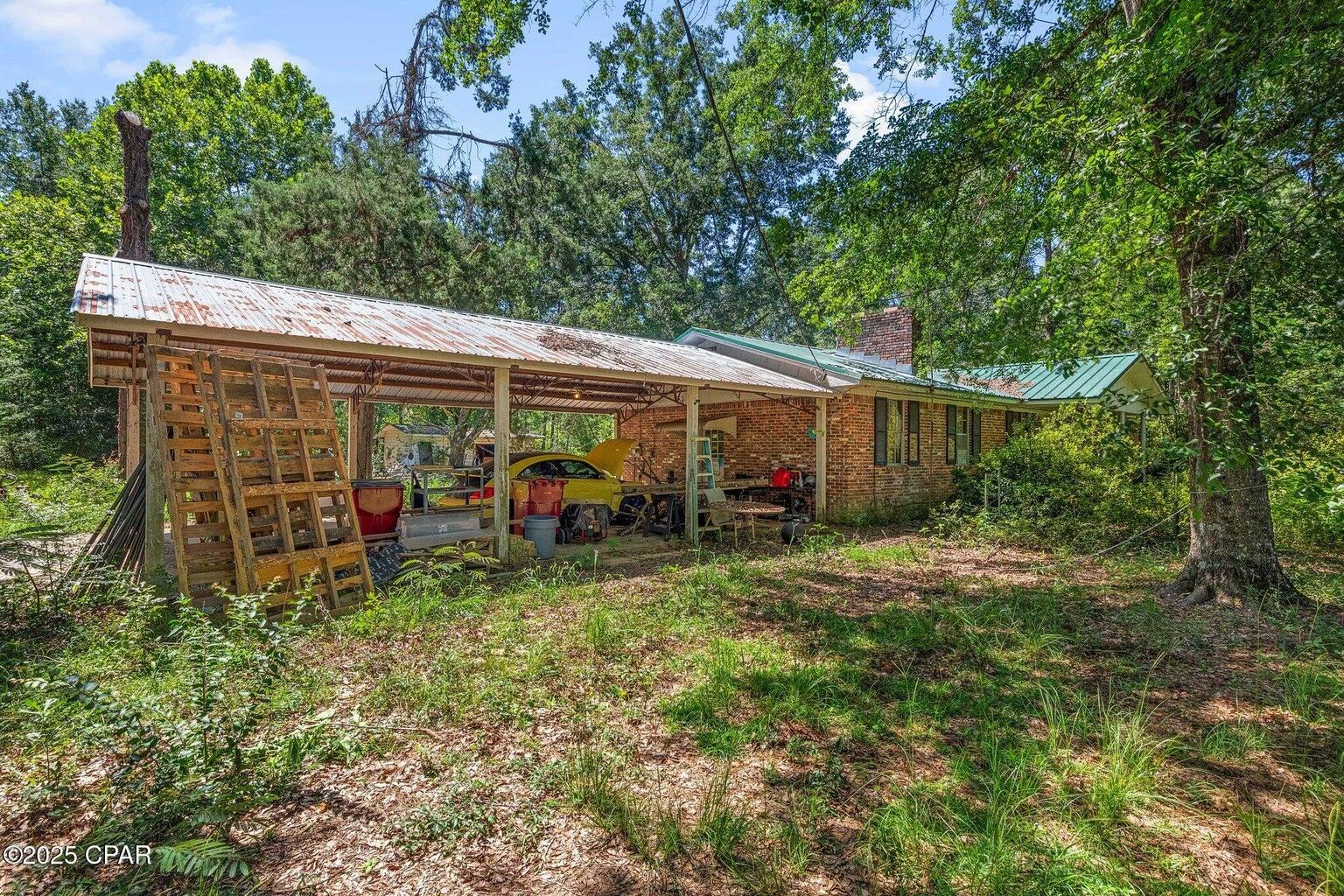 NO RECORDED SUBDIVISION - Residential