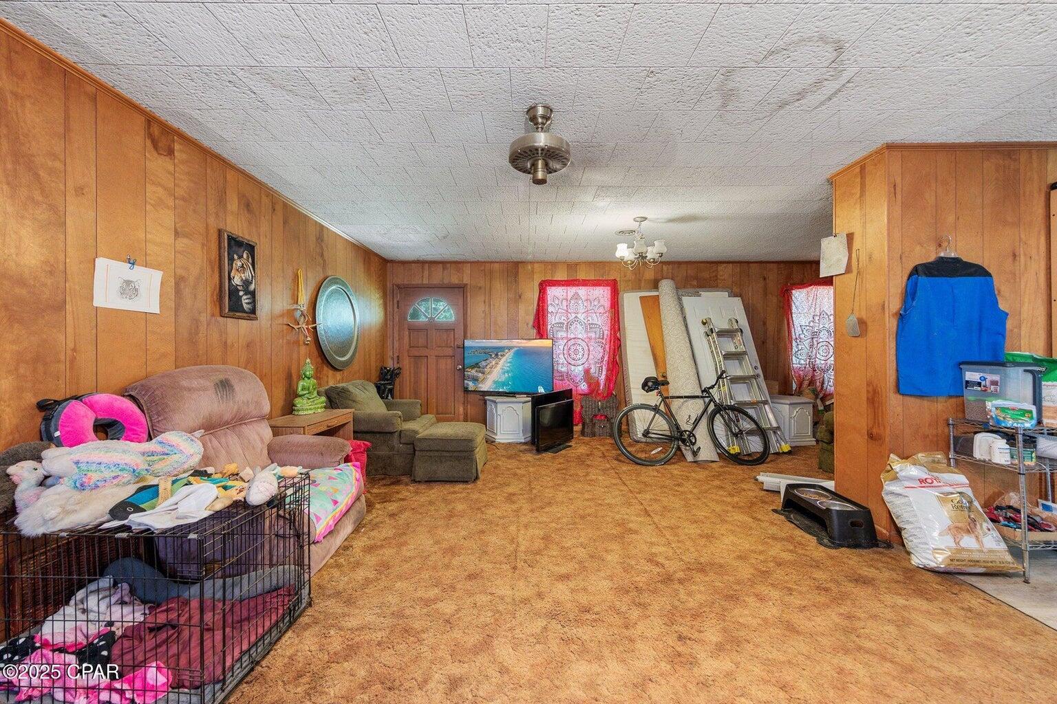 NO RECORDED SUBDIVISION - Residential