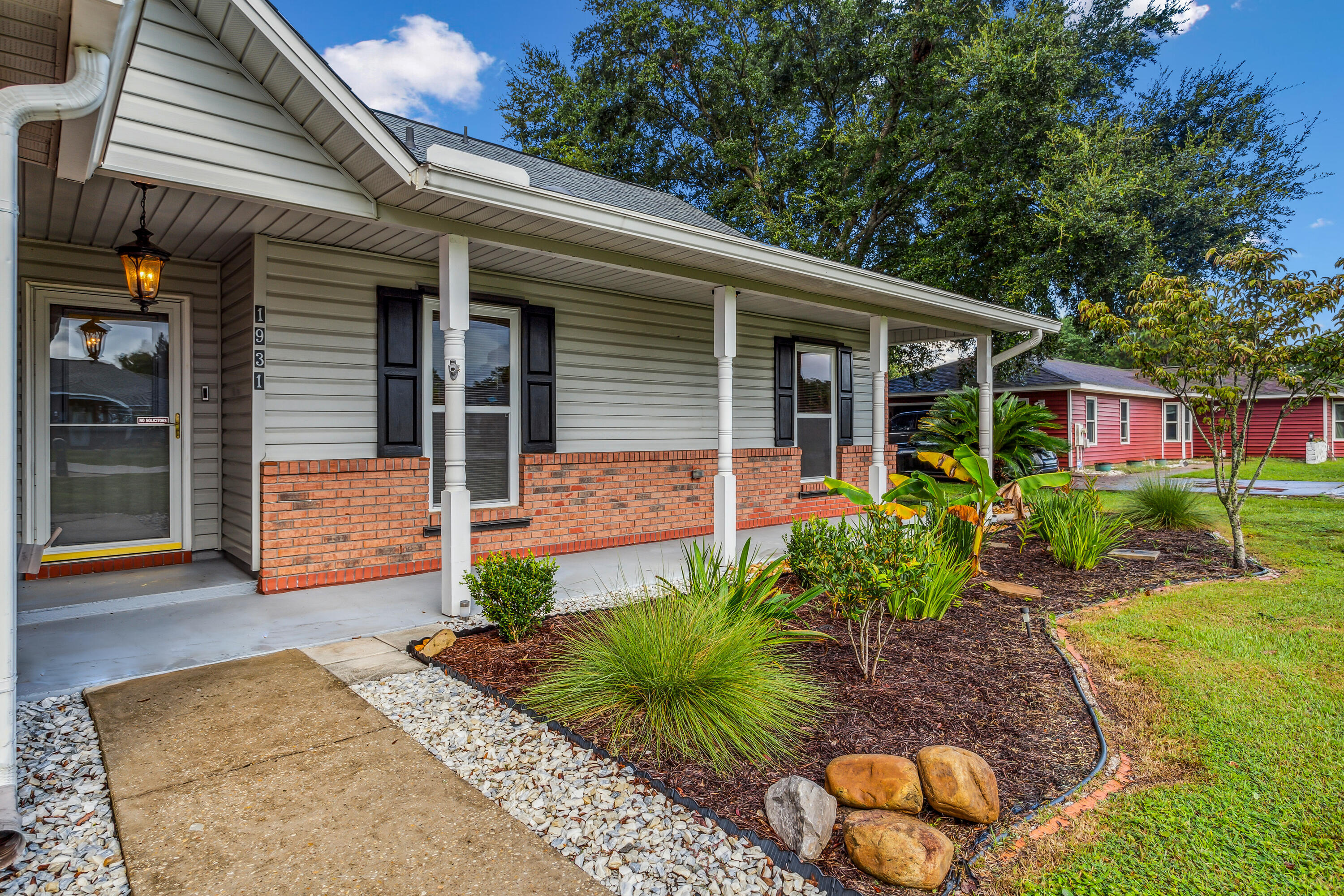 HOLLEY BY THE SEA - Residential