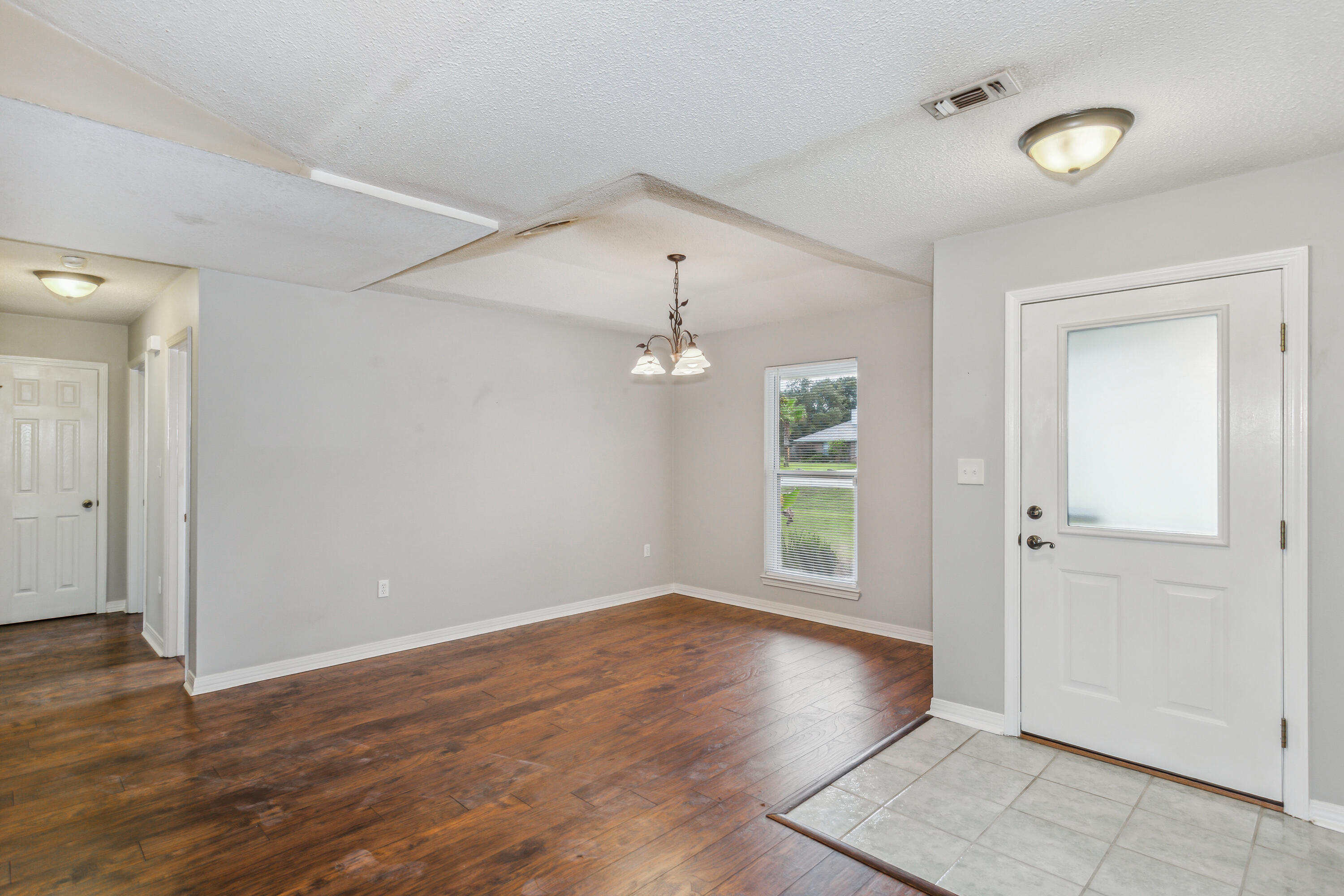 HOLLEY BY THE SEA - Residential