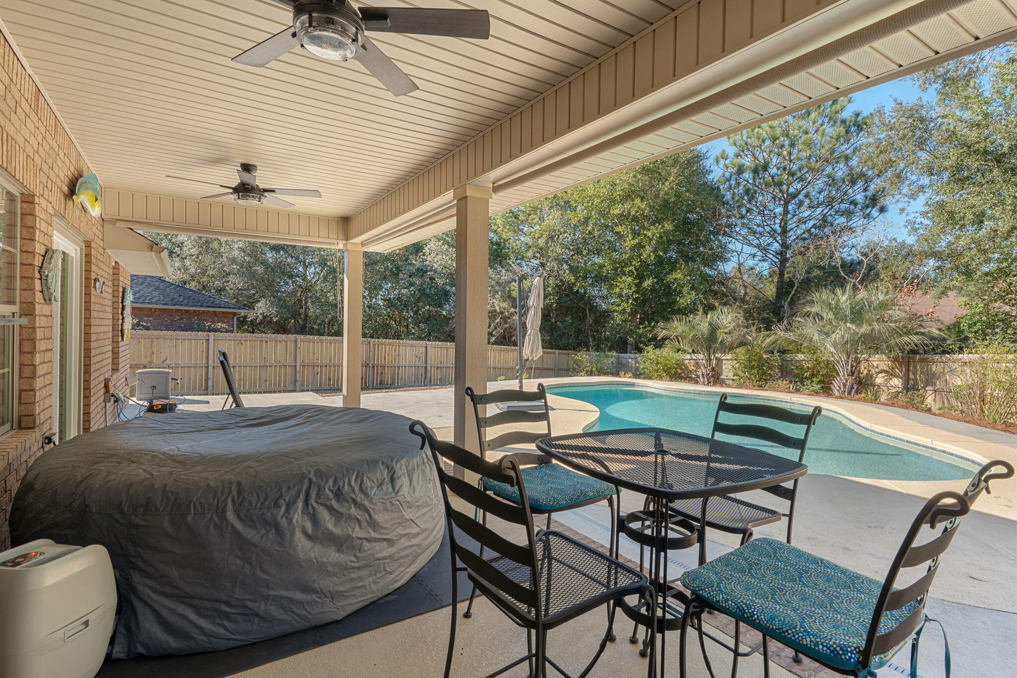 FOX VALLEY - Residential