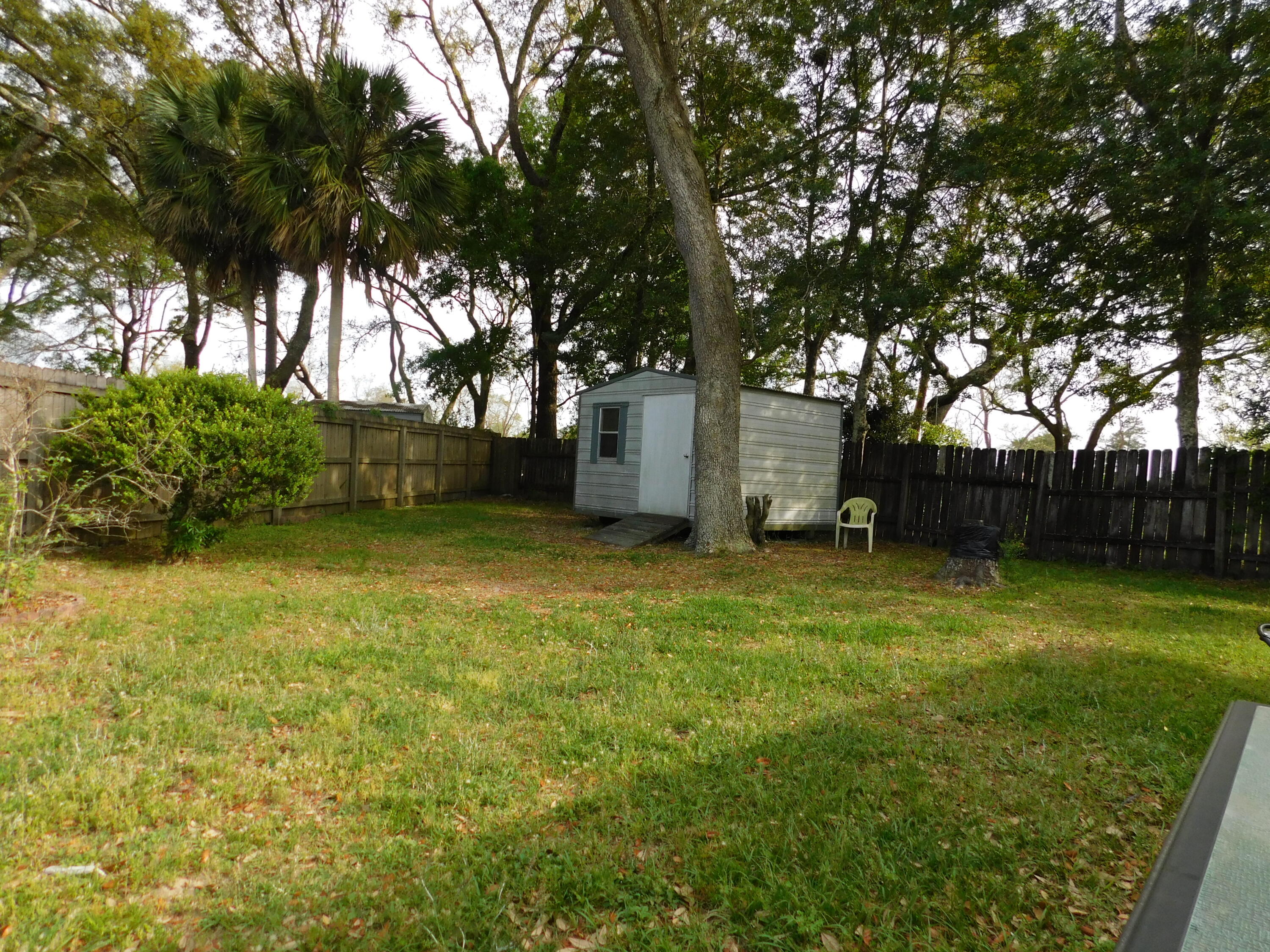 SHERWOOD FOREST - Residential