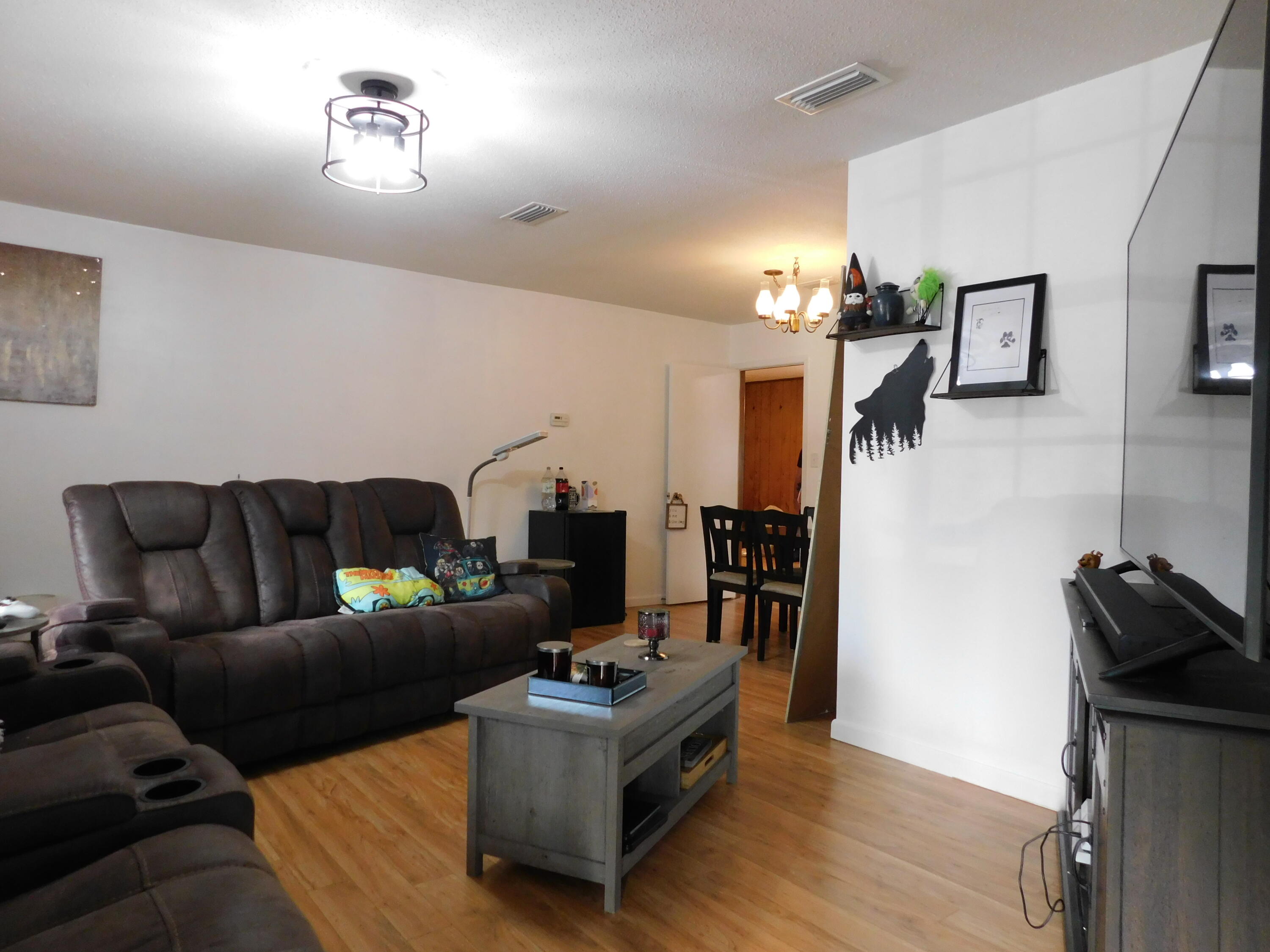 SHERWOOD FOREST - Residential