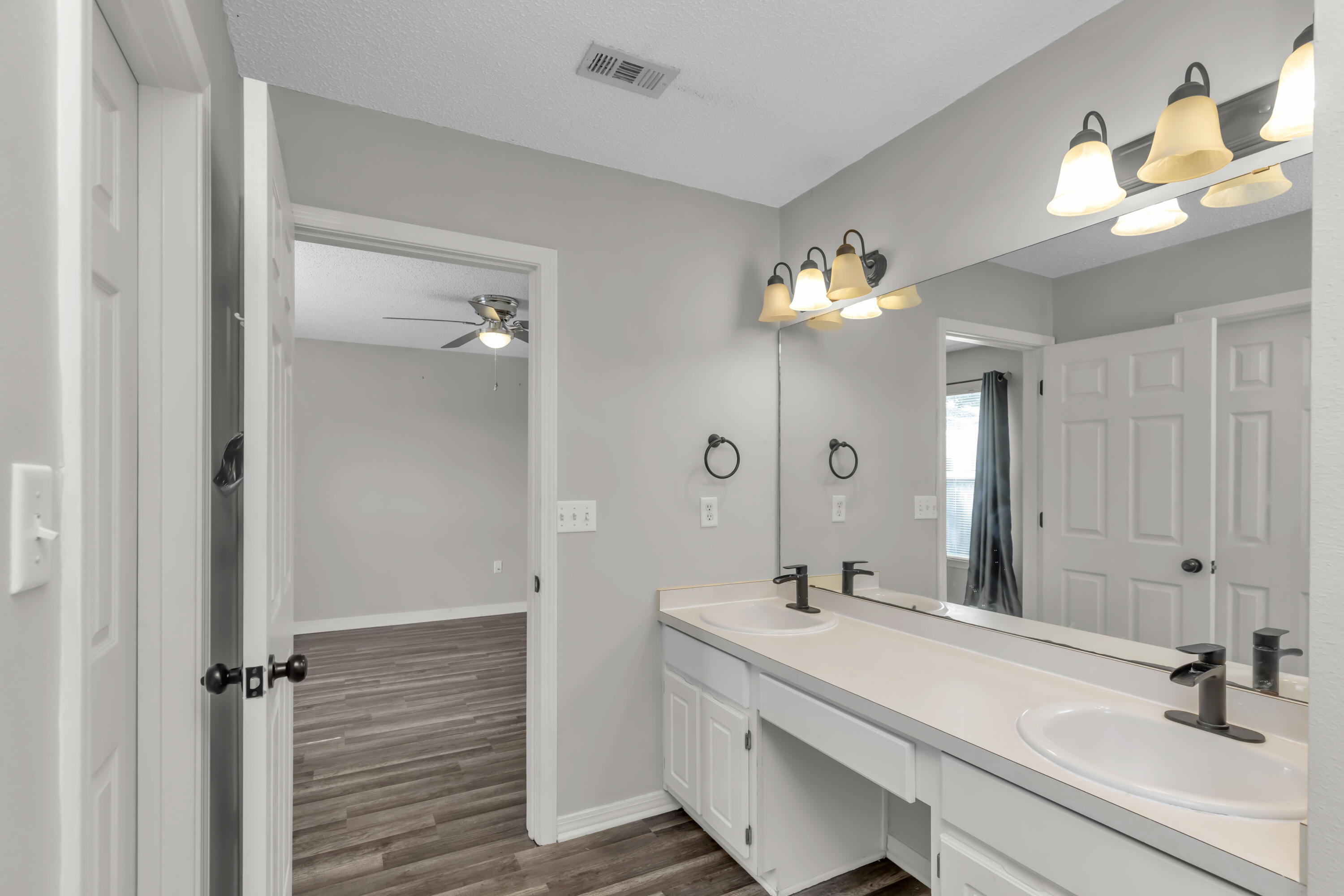 BENT TREE S/D - Residential Lease