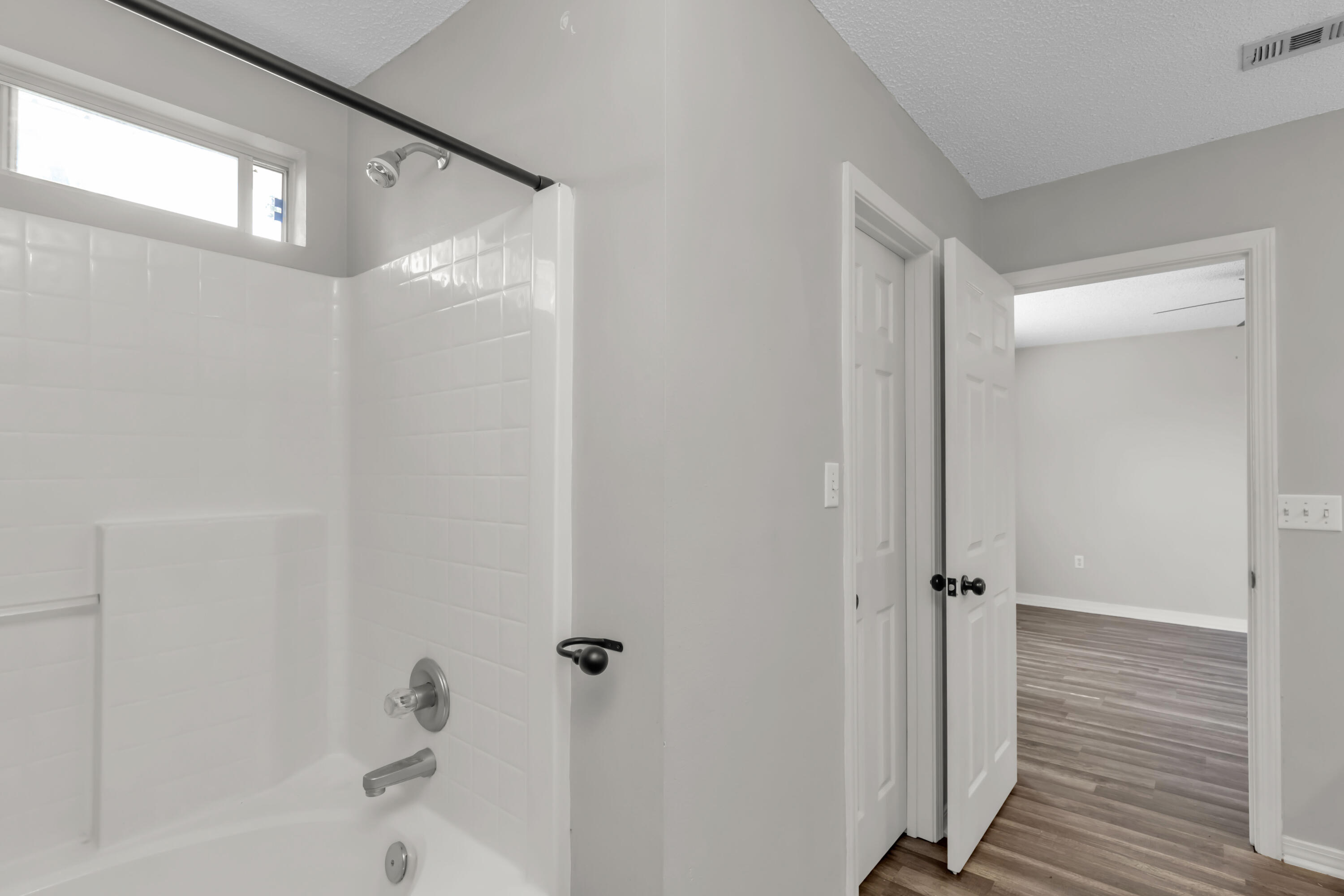 BENT TREE S/D - Residential Lease