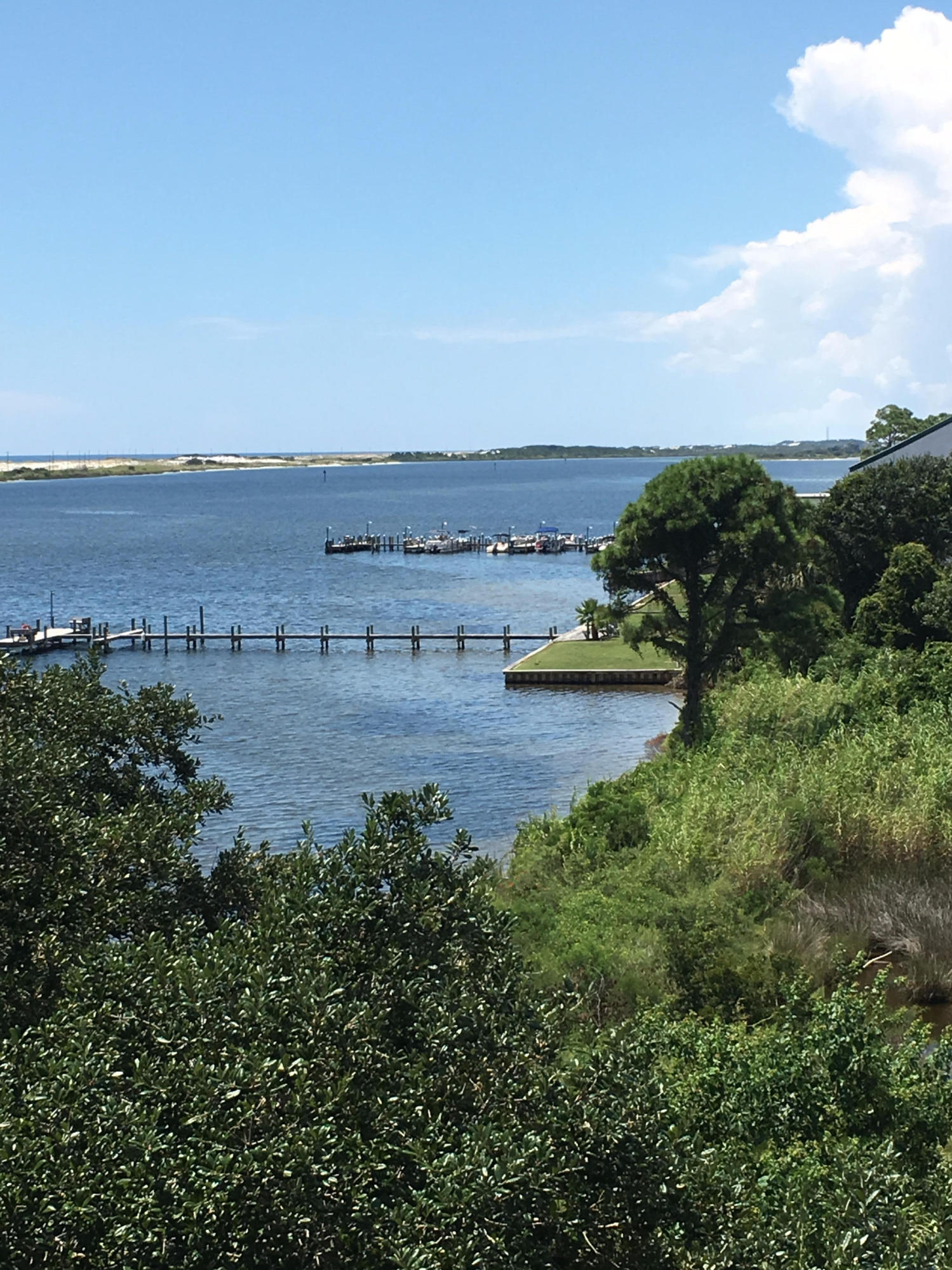 PIRATES BAY PH 1 - Residential