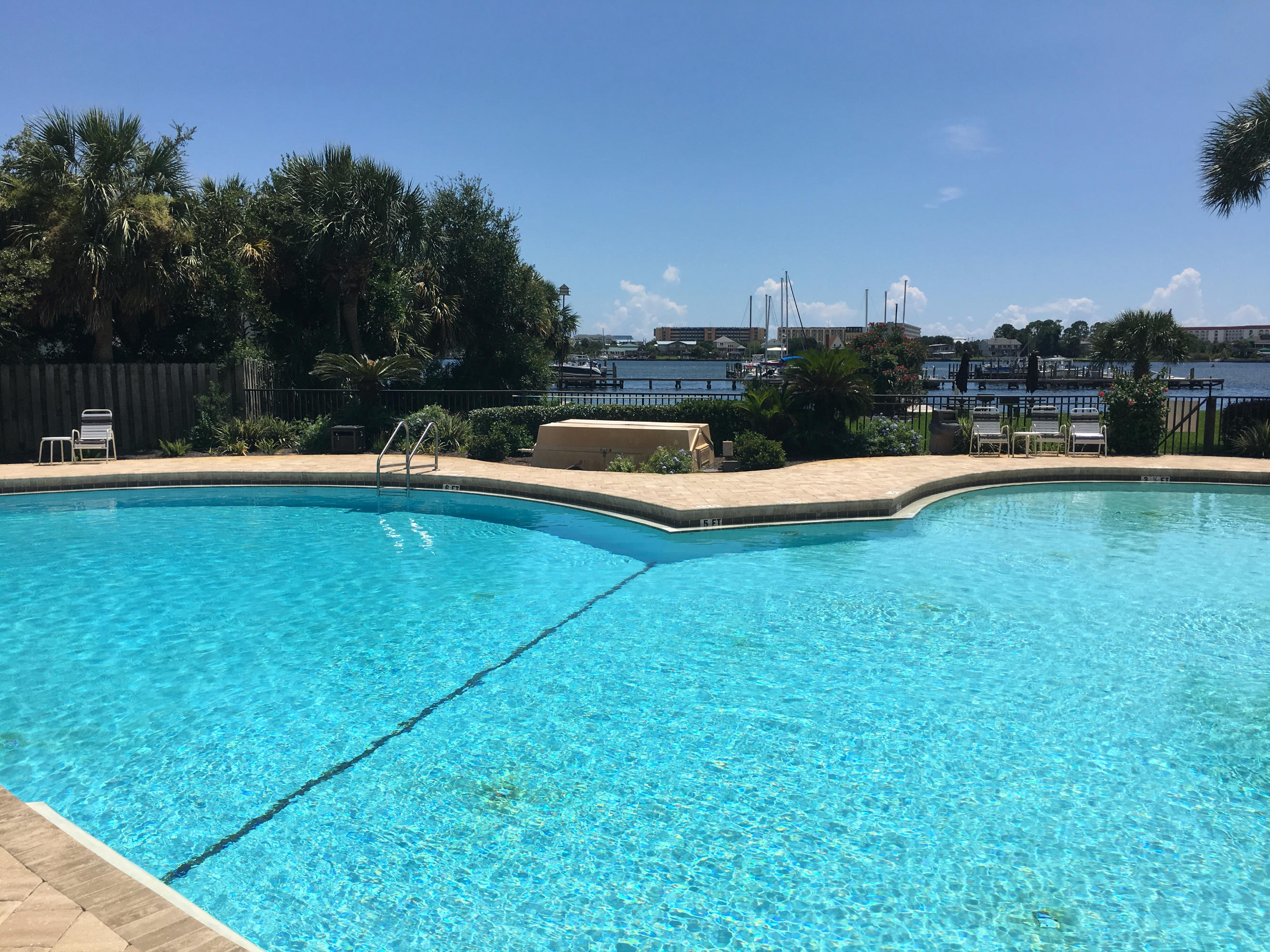 PIRATES BAY PH 1 - Residential