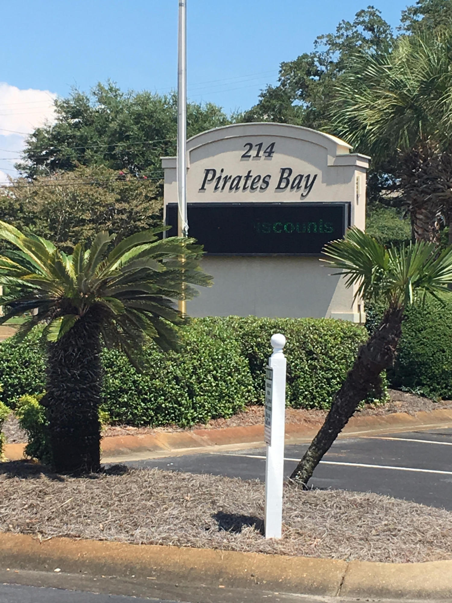 PIRATES BAY PH 1 - Residential