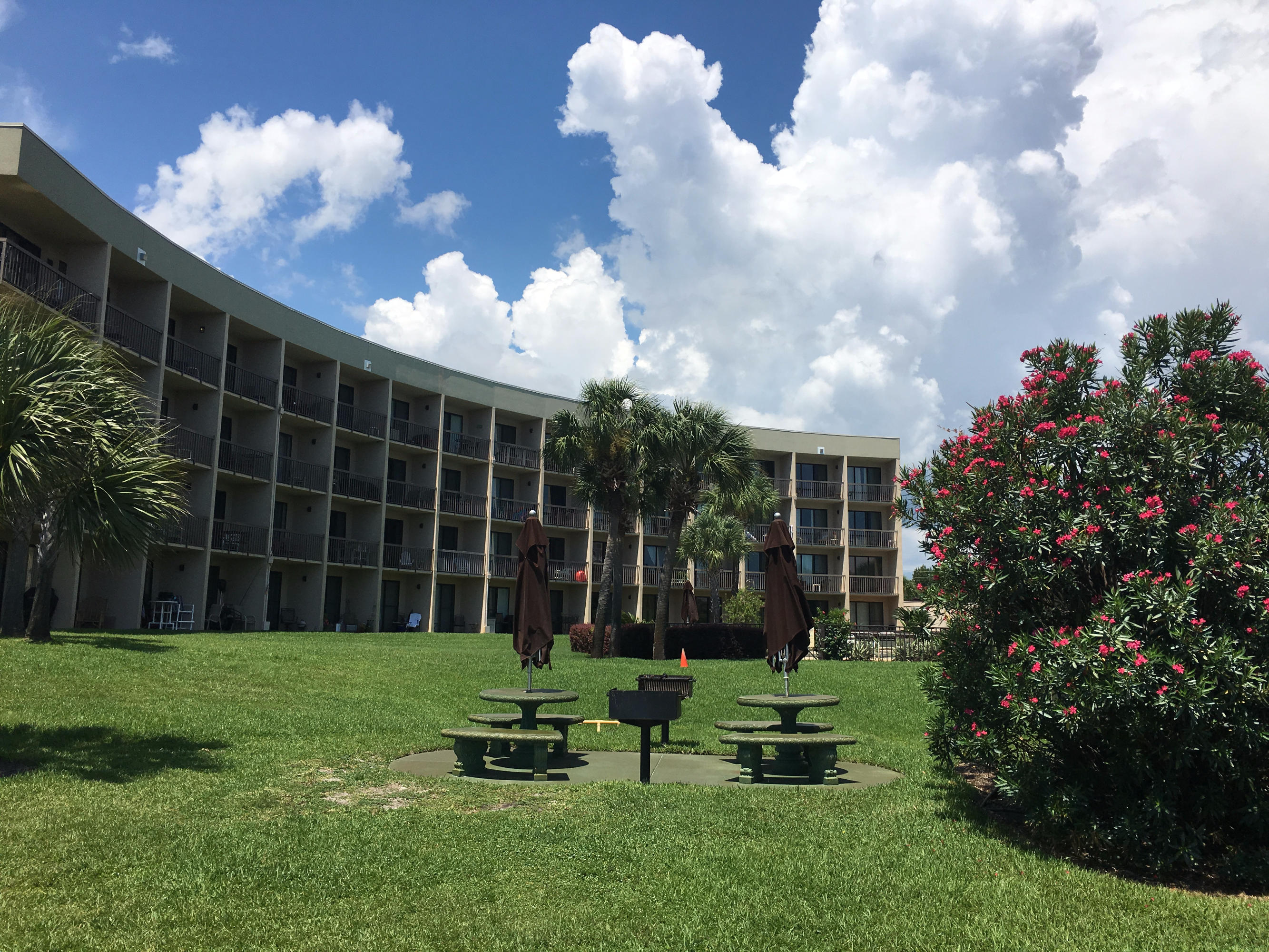 PIRATES BAY PH 1 - Residential