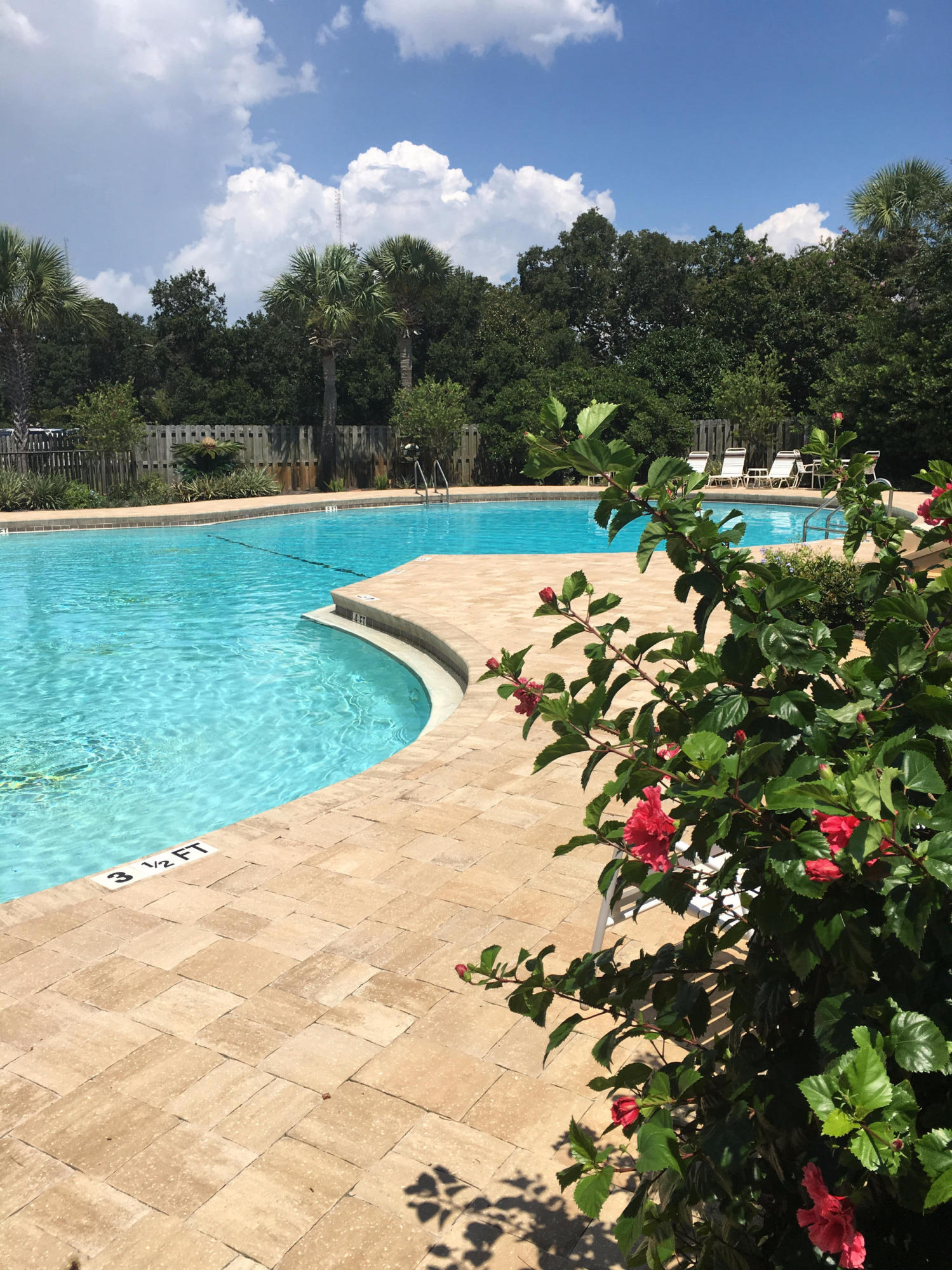 PIRATES BAY PH 1 - Residential