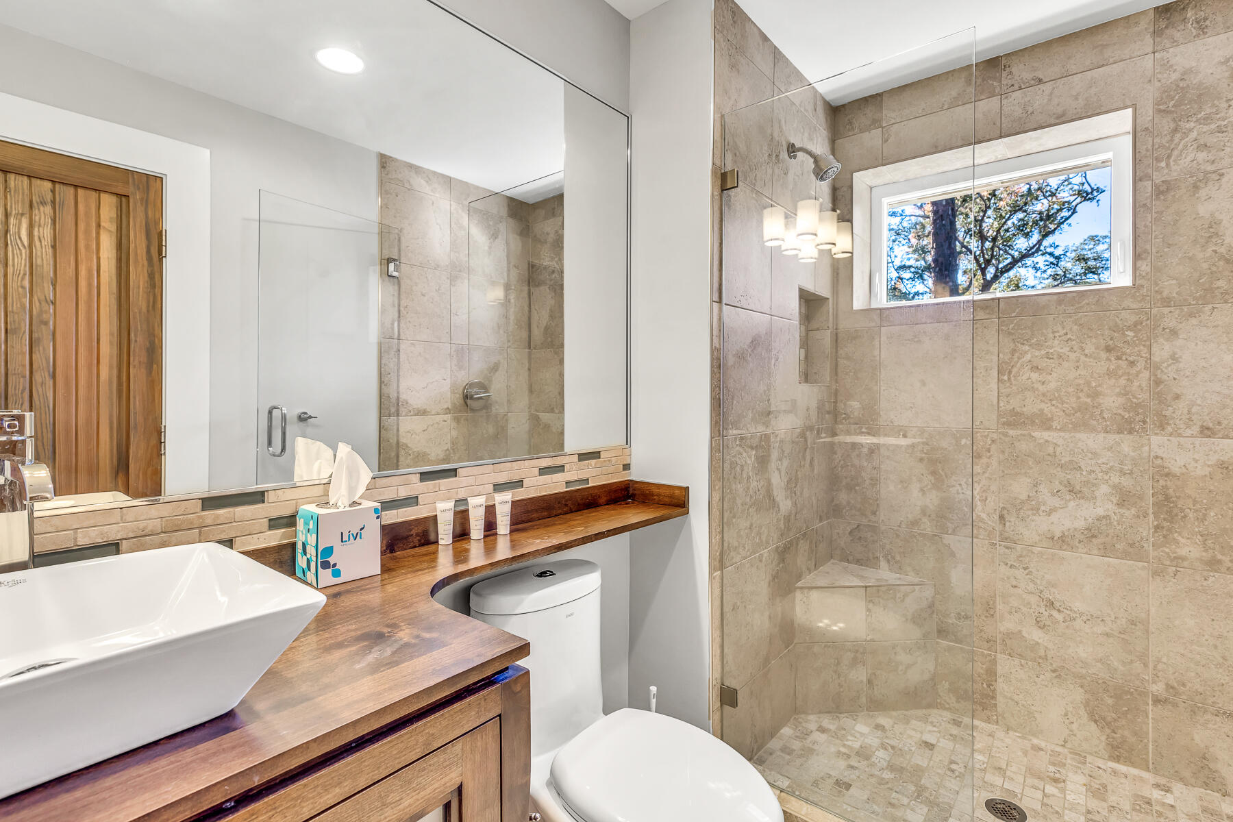 T.S. MICHENERS ADDITION - Residential Lease
