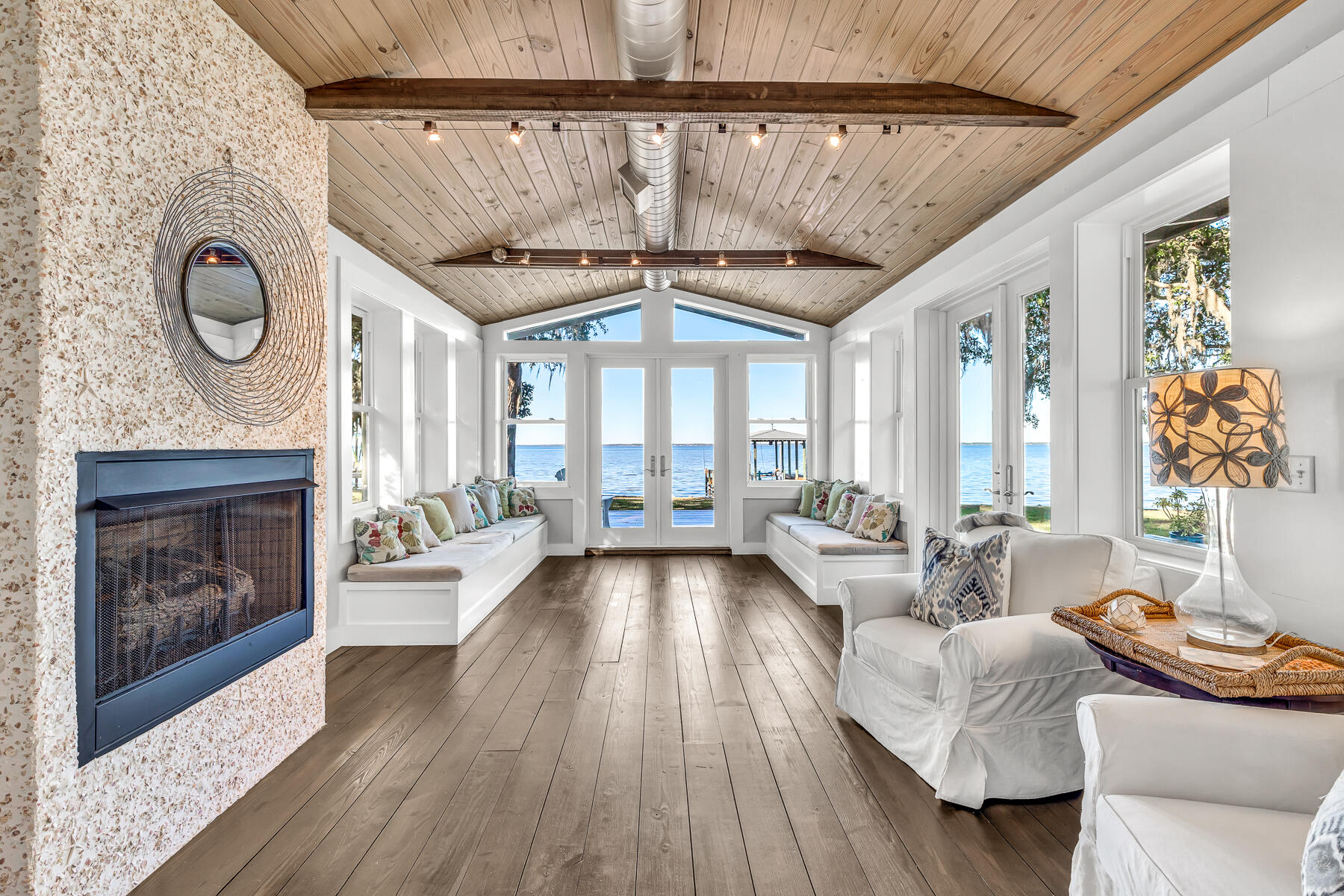 T.S. MICHENERS ADDITION - Residential Lease