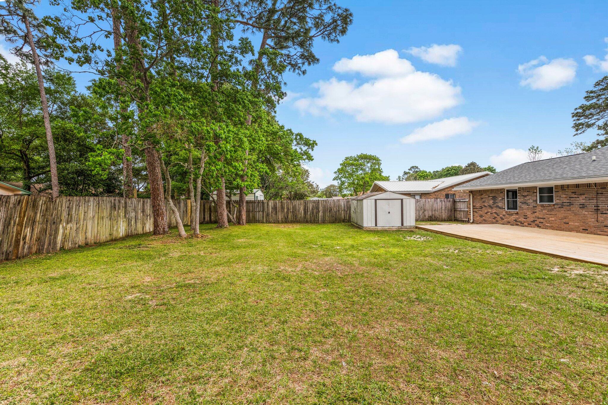 PALM ESTATES UNIT 3 - Residential Lease