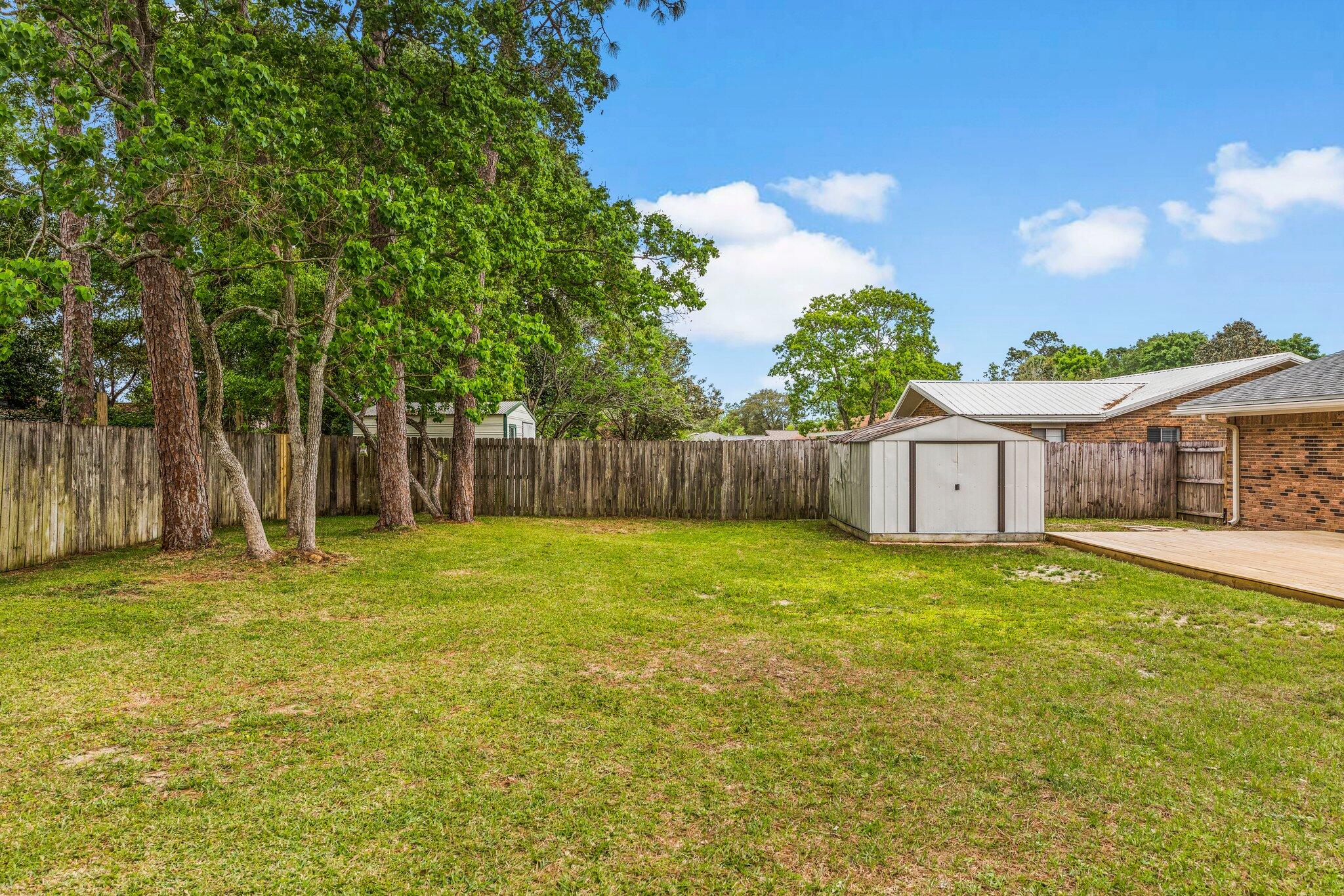 PALM ESTATES UNIT 3 - Residential Lease