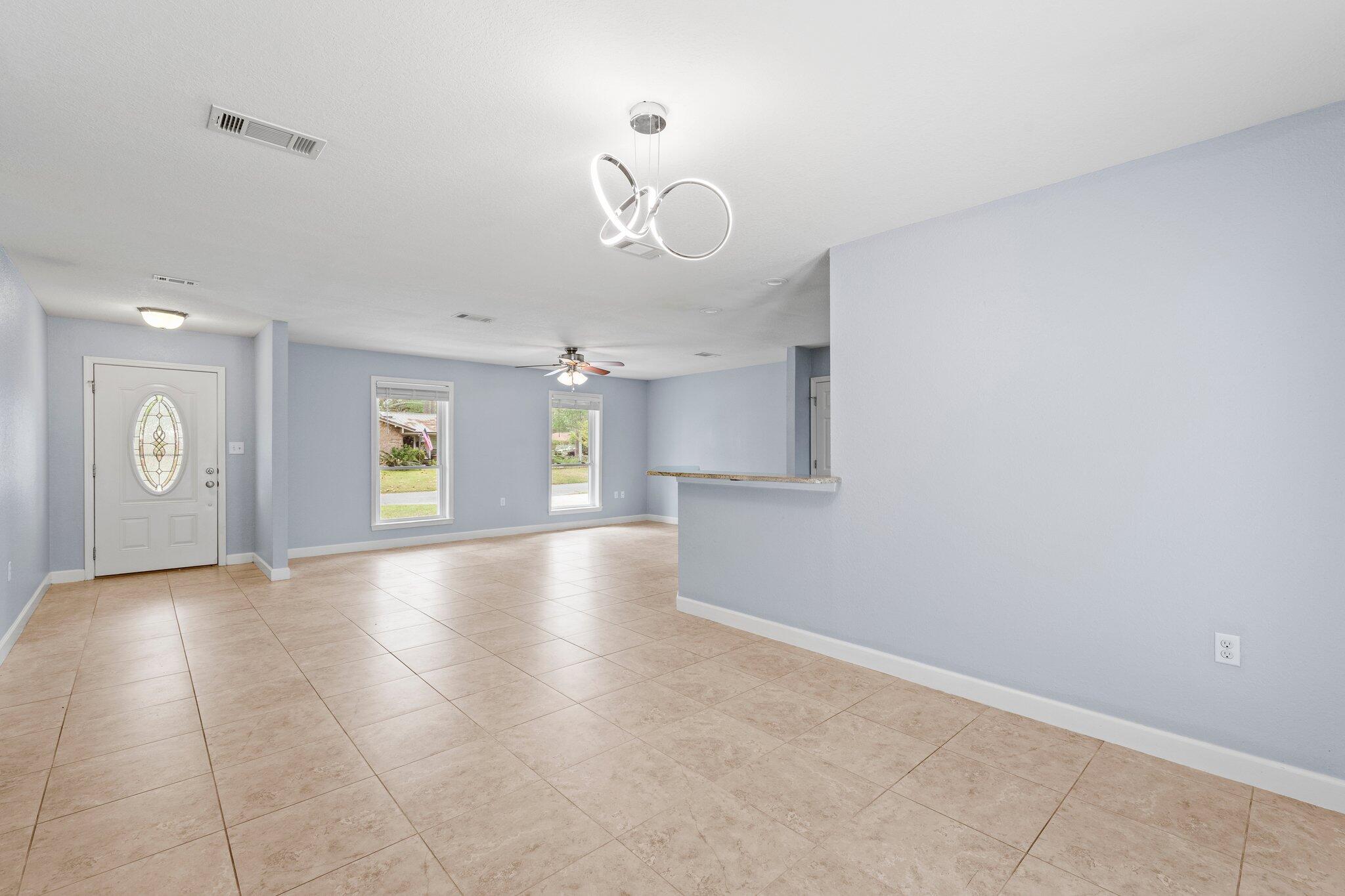 PALM ESTATES UNIT 3 - Residential Lease