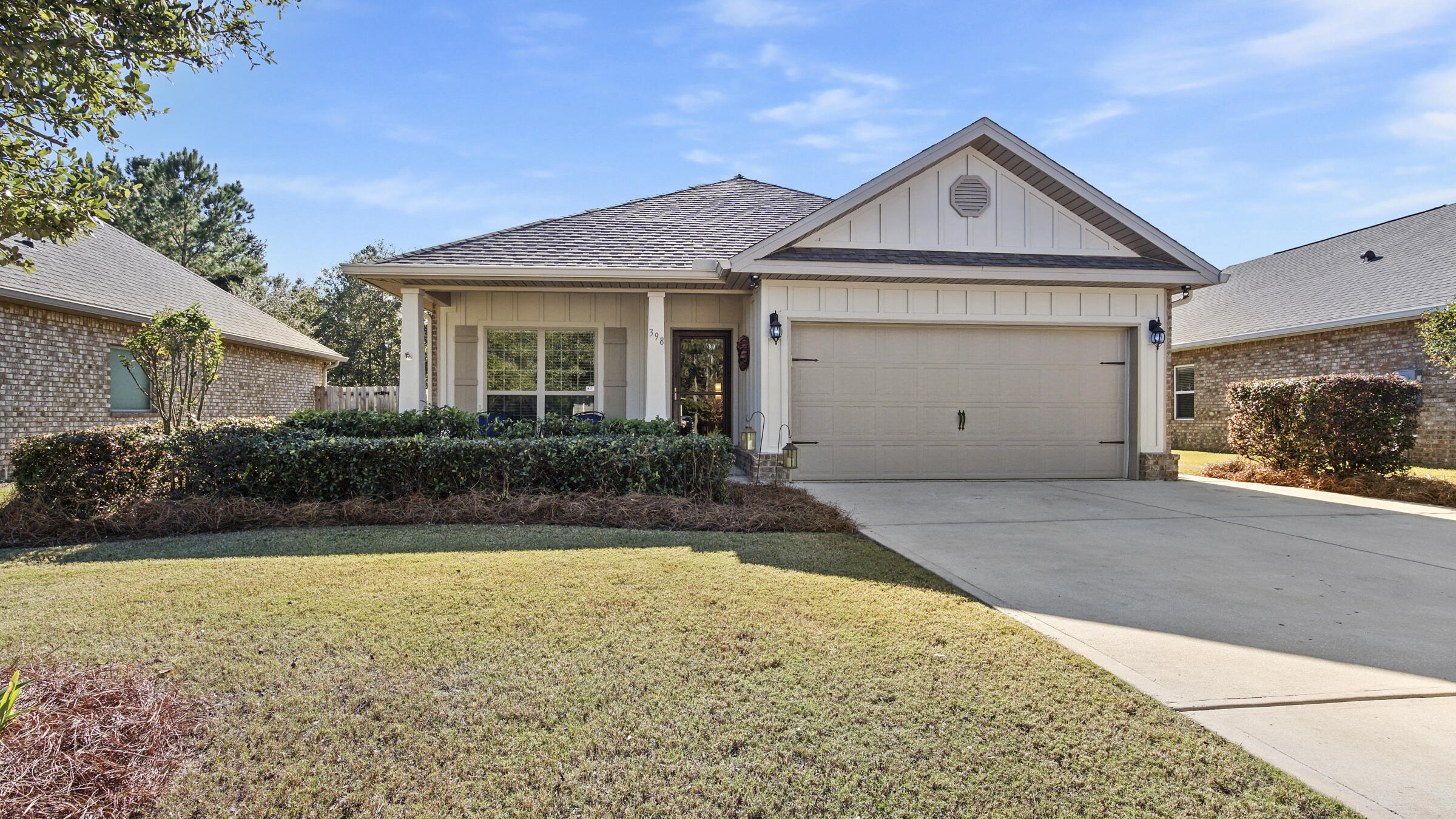 Hammock Bay beauty ready for new owner! Just imagine sitting on your back porch enjoying pond life while sipping on your morning coffee or being able to entertain a large group on your massive 15'x30' back paver patio. Look at these other features to enjoy: gutters, screened-in back porch with sunshades, cable on back porch & in garage, driveway sits back to have a longer & wider driveway, walk out door in garage with sidewalk, flood lights front & back, attic pull down stairs, ceiling fans in office, master, guest bedrooms and back porch, granite counter tops throughout, SS appliances, laundry cabinets, tiled backsplash, master bath has extra large tiled walk-in shower with bench, extra crown molding added and more. Schedule your showing today!