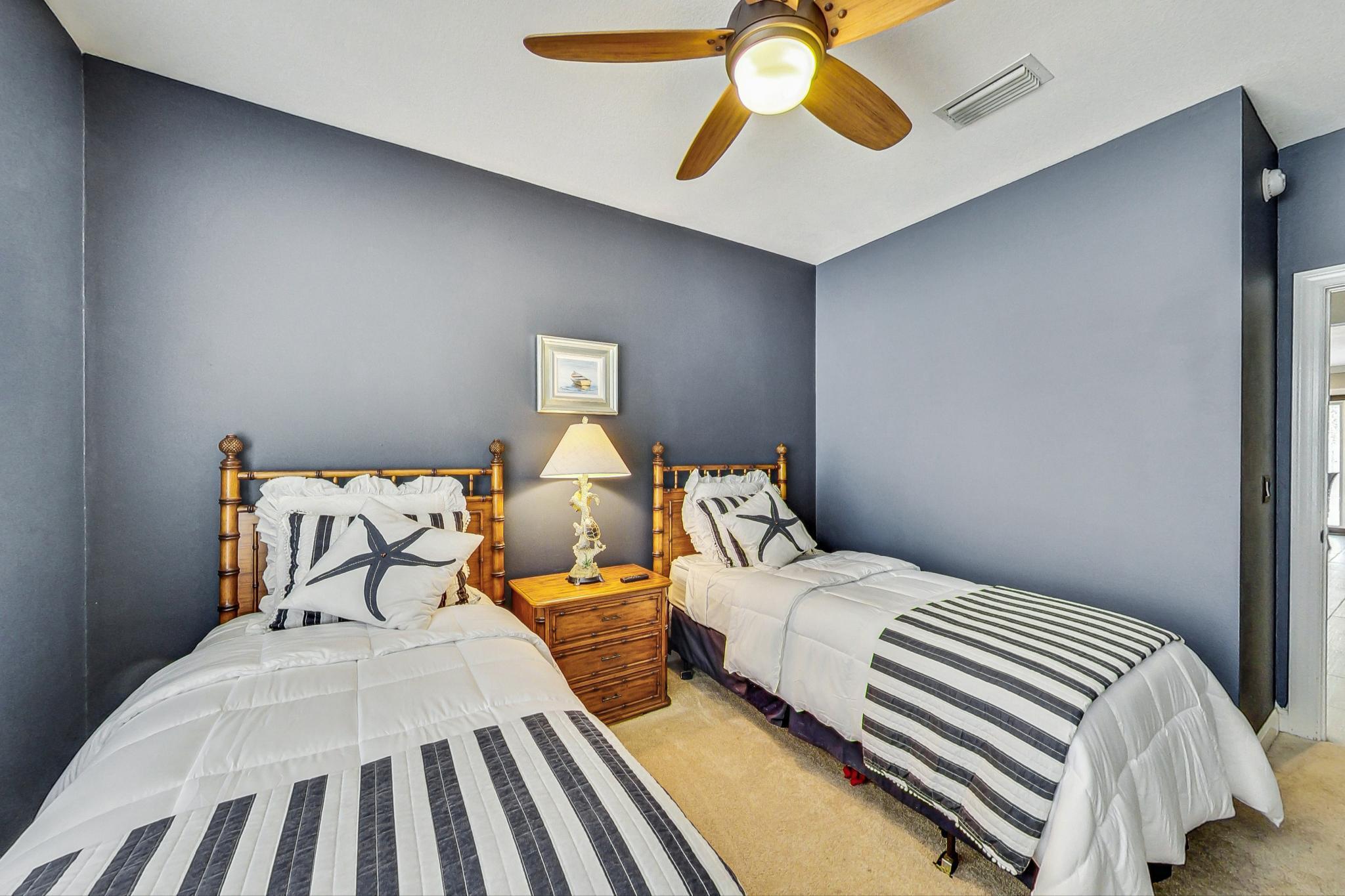 INDIAN LAKE - Residential