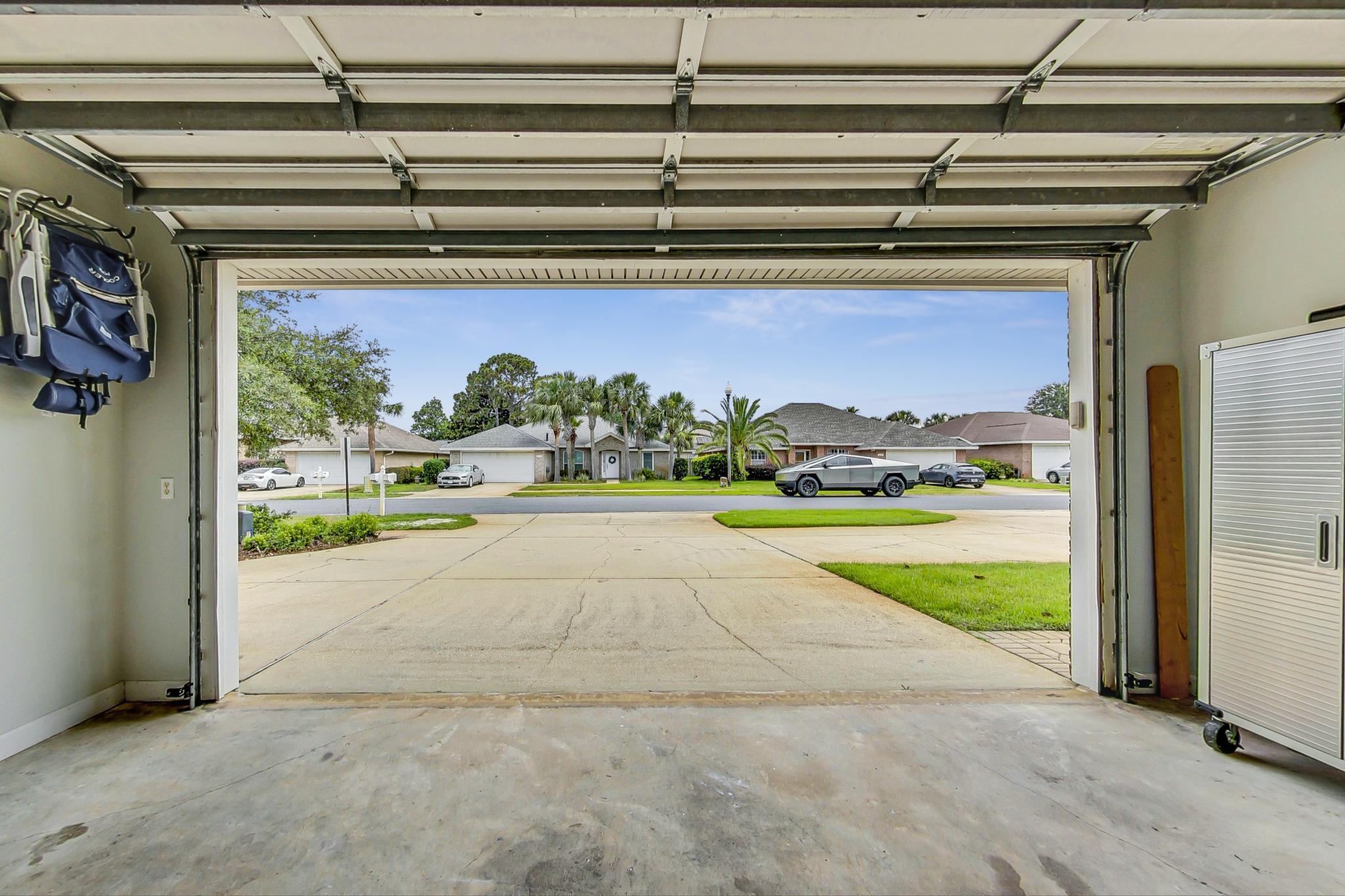 INDIAN LAKE - Residential