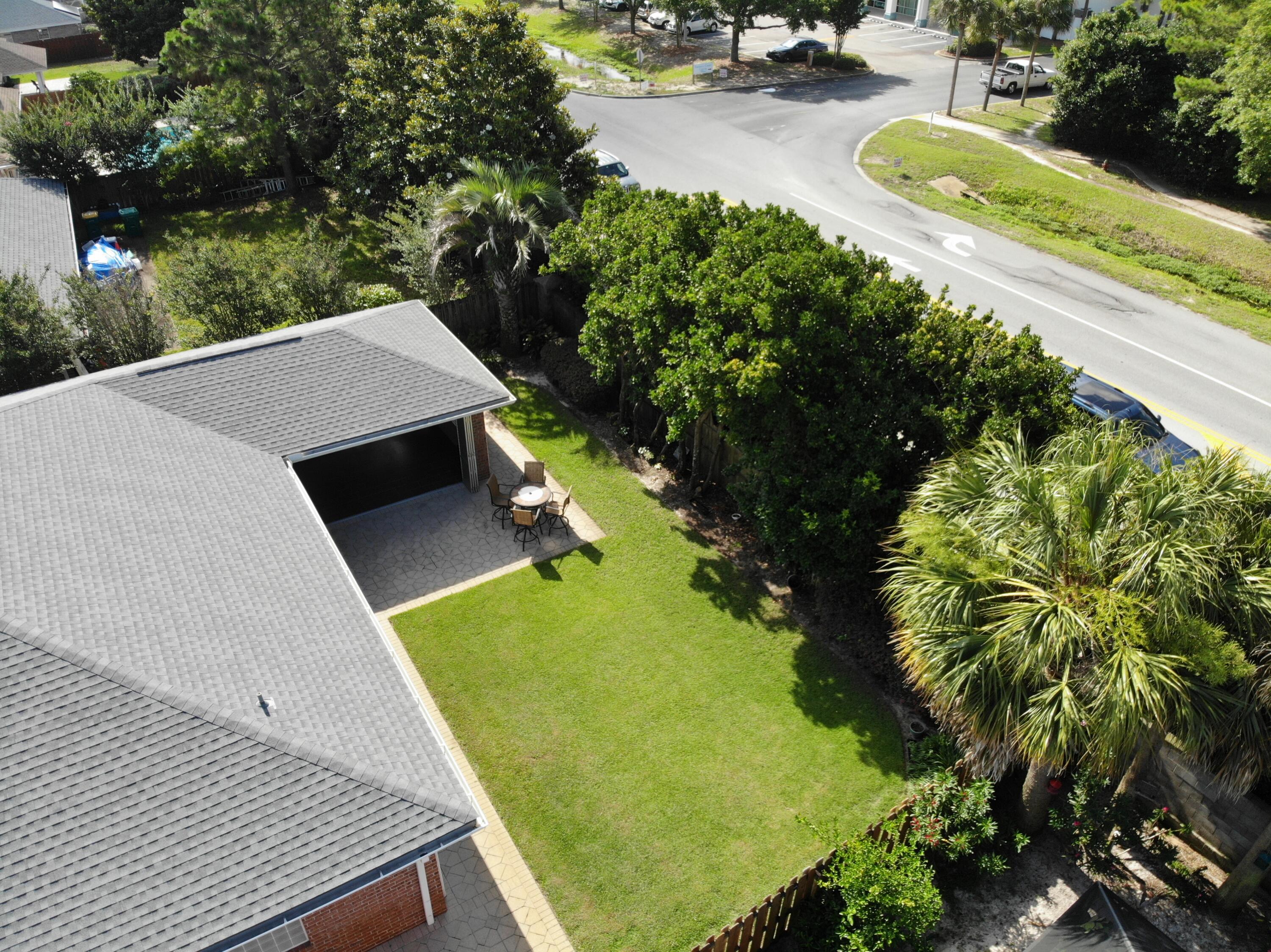 INDIAN LAKE - Residential