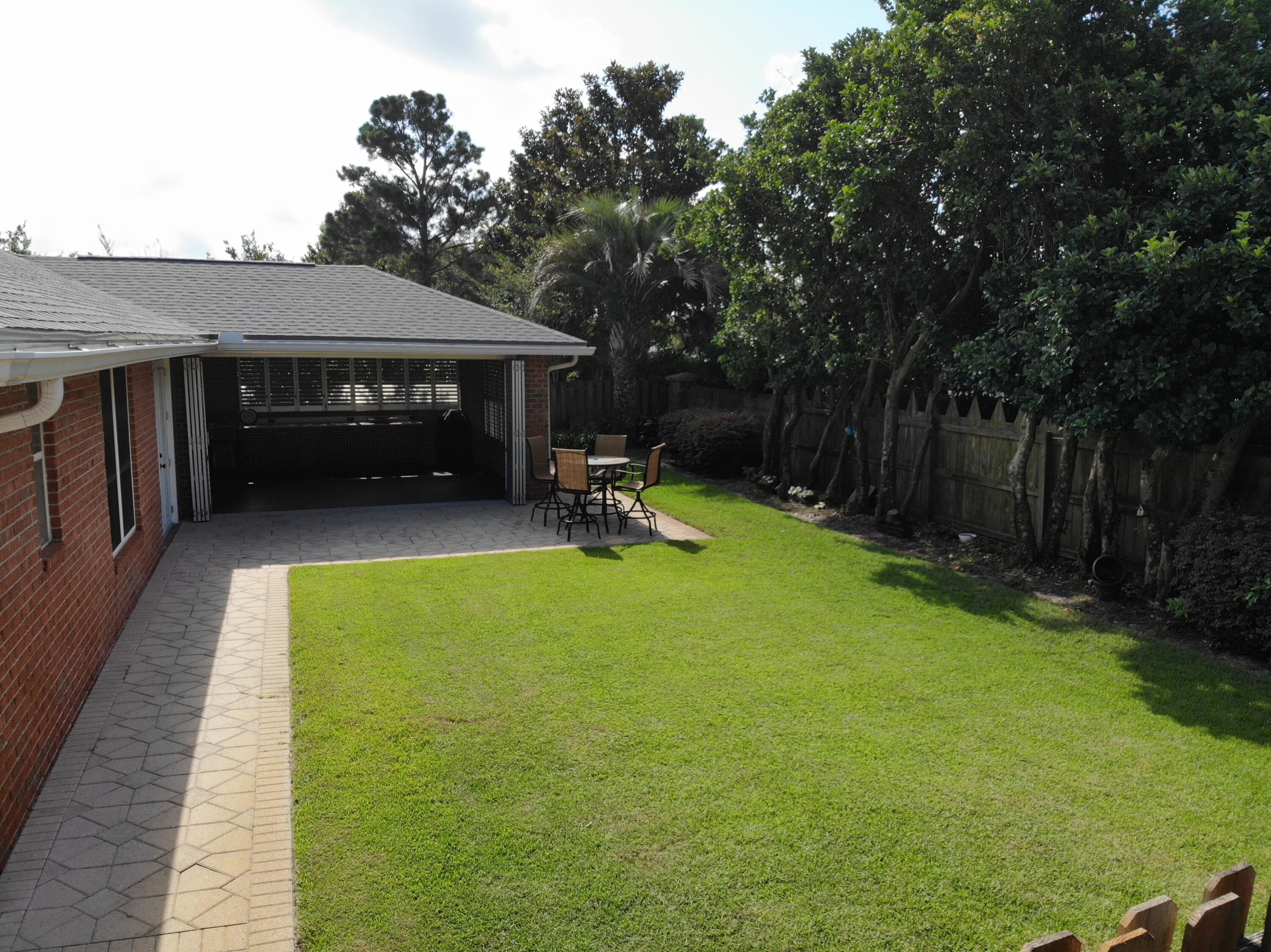 INDIAN LAKE - Residential