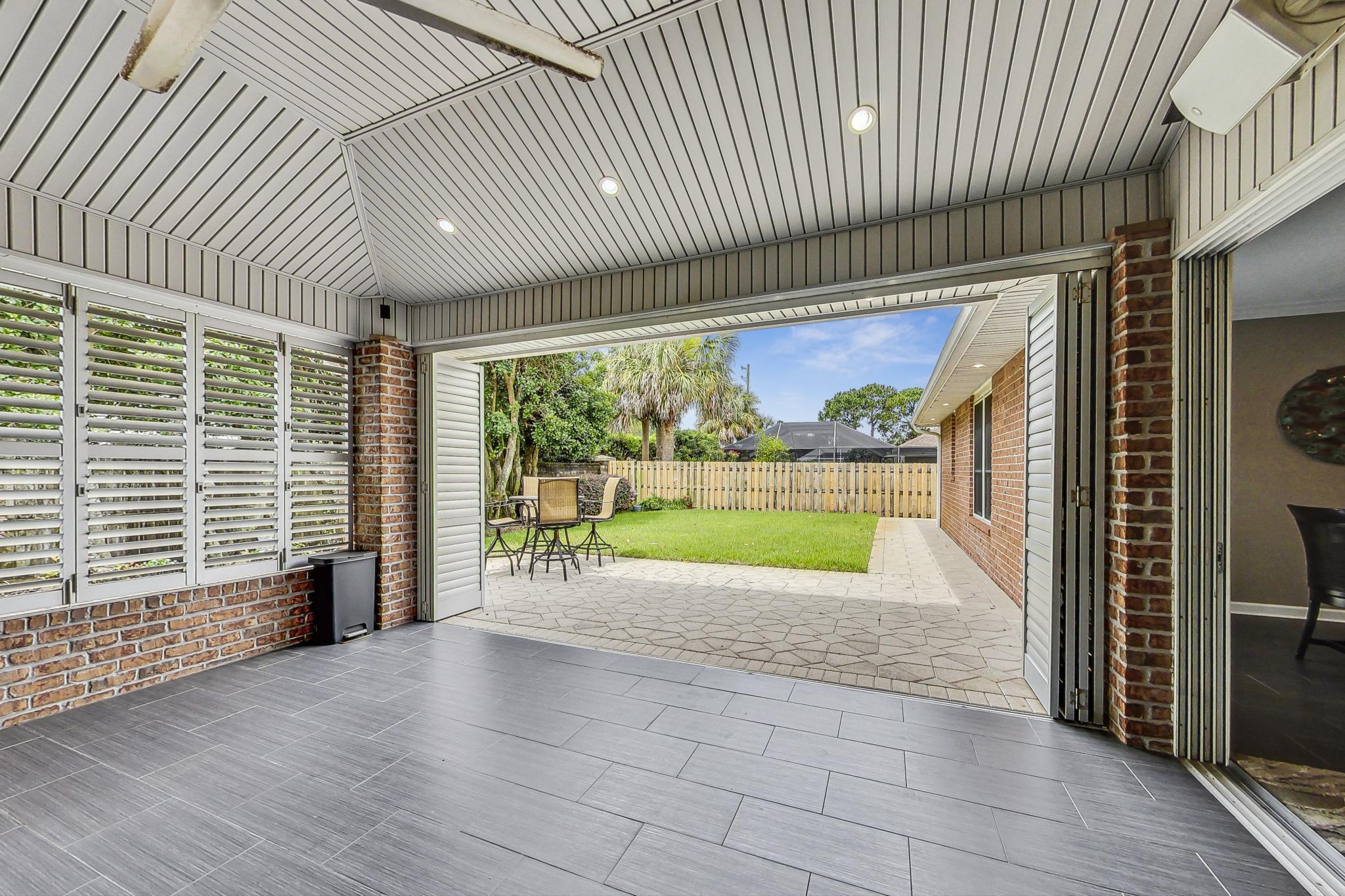 INDIAN LAKE - Residential