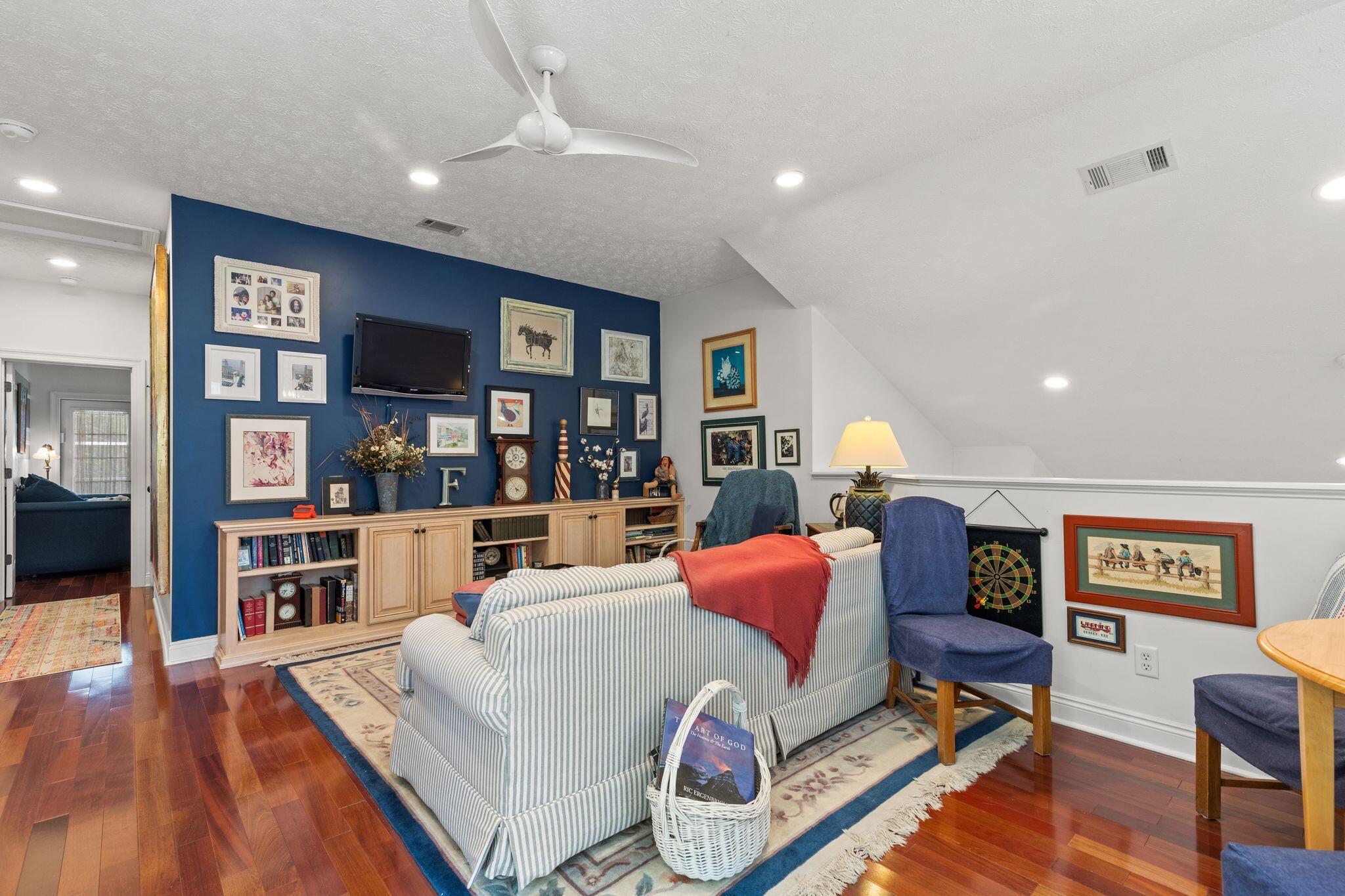 SEABREEZE - Residential