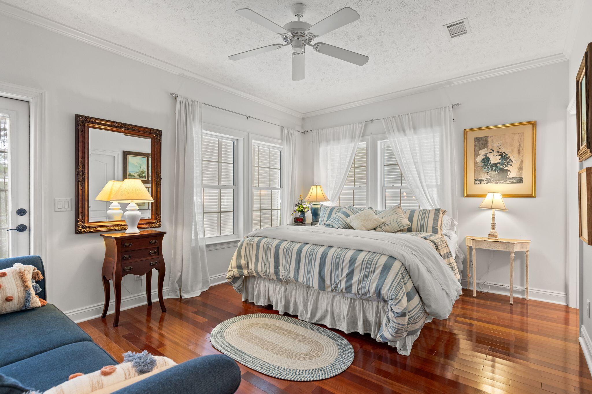 SEABREEZE - Residential