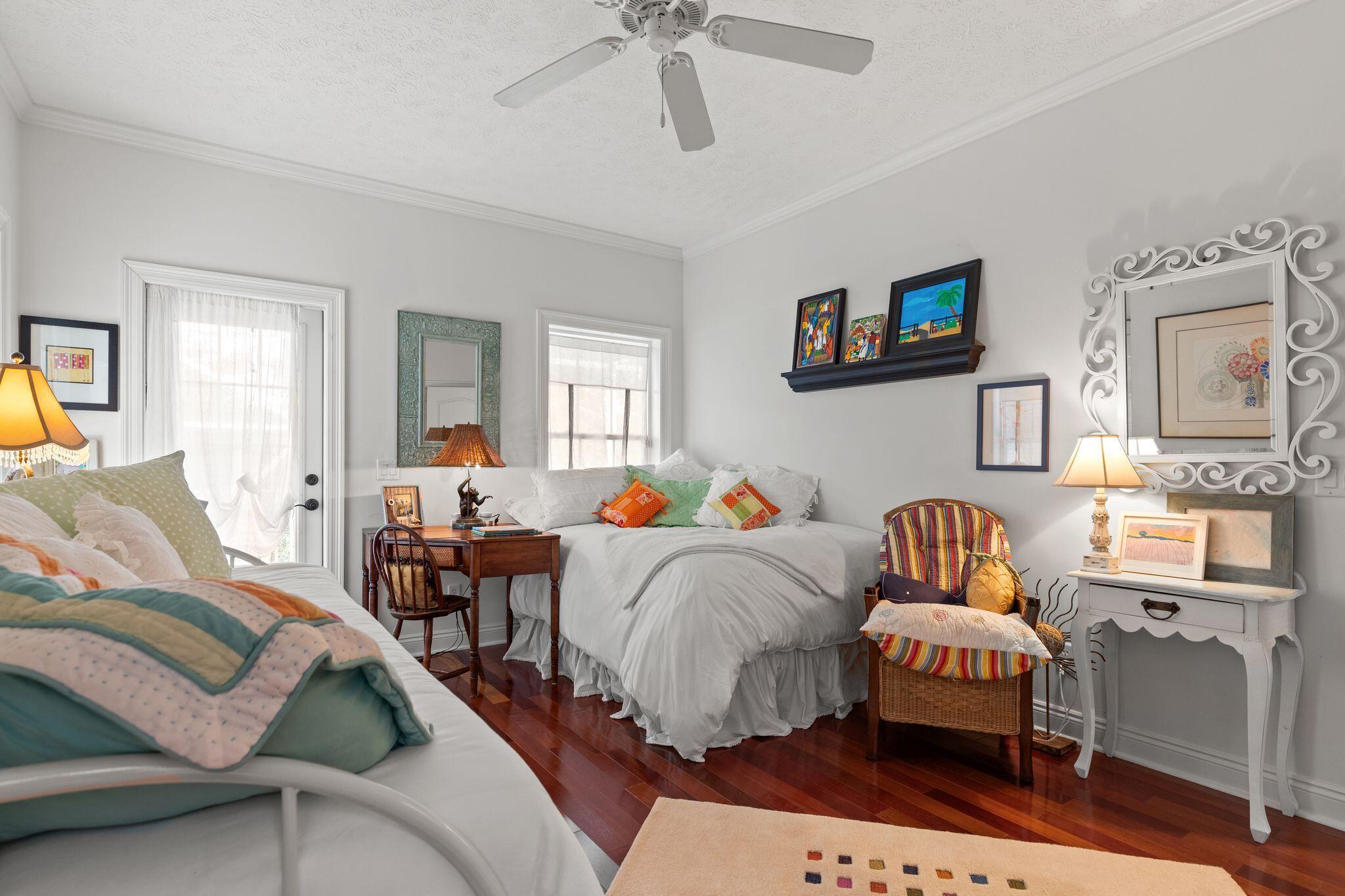 SEABREEZE - Residential