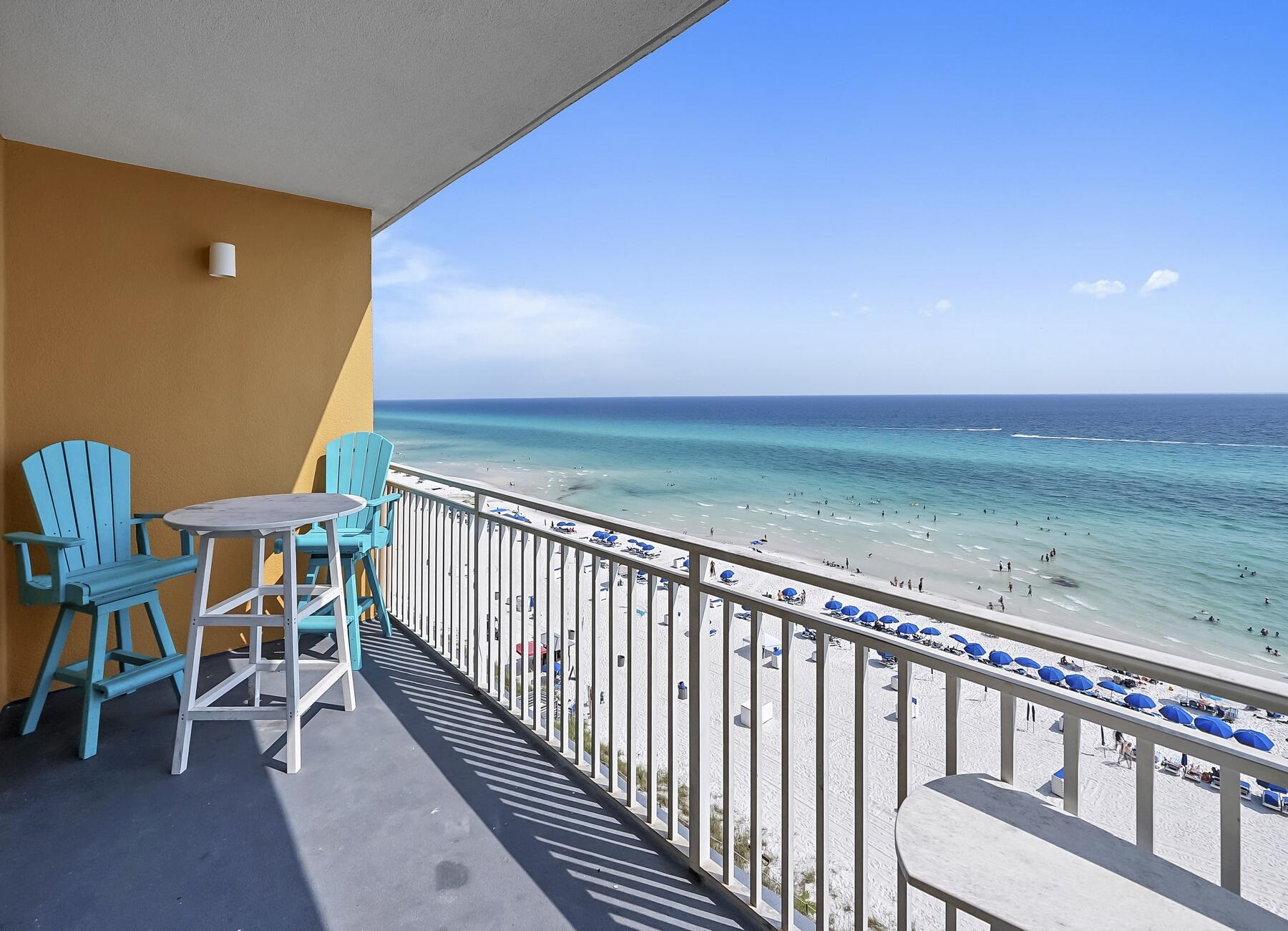 Splash Condo - Residential