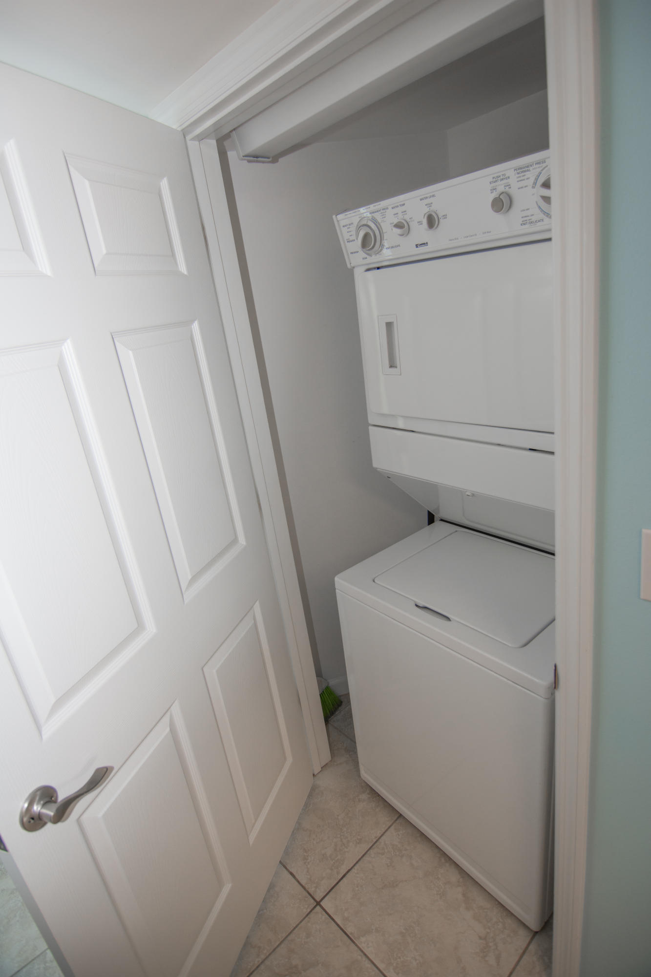 SEACREST CONDOMINIUMS - Residential