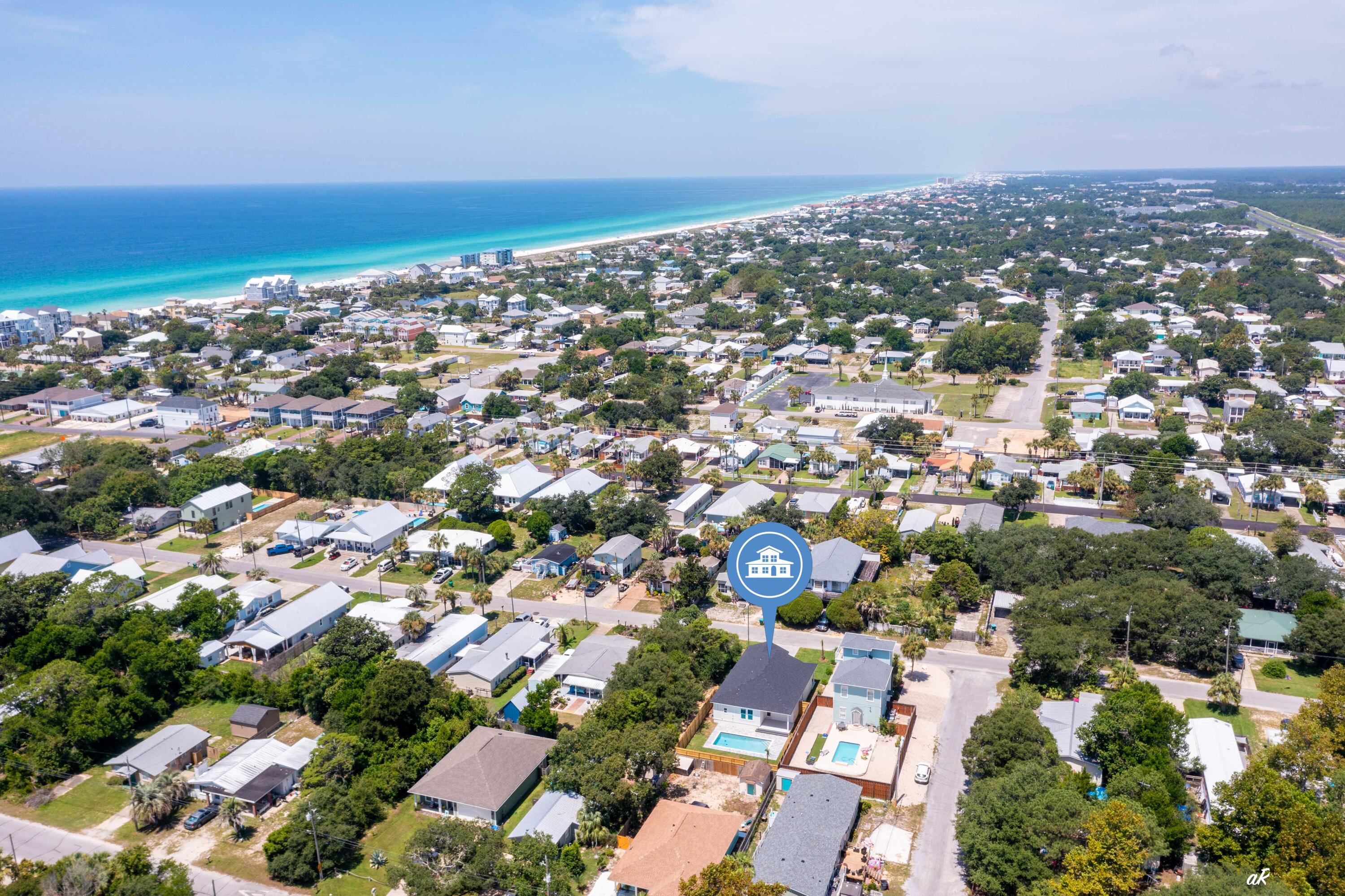 LAGUNA BEACH 8TH ADDN - Residential