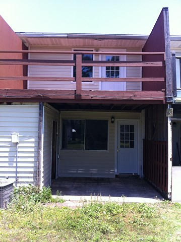 PORT DIXIE - Residential Lease