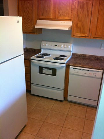 PORT DIXIE - Residential Lease