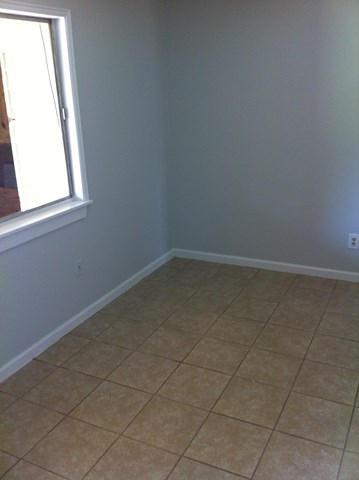 PORT DIXIE - Residential Lease