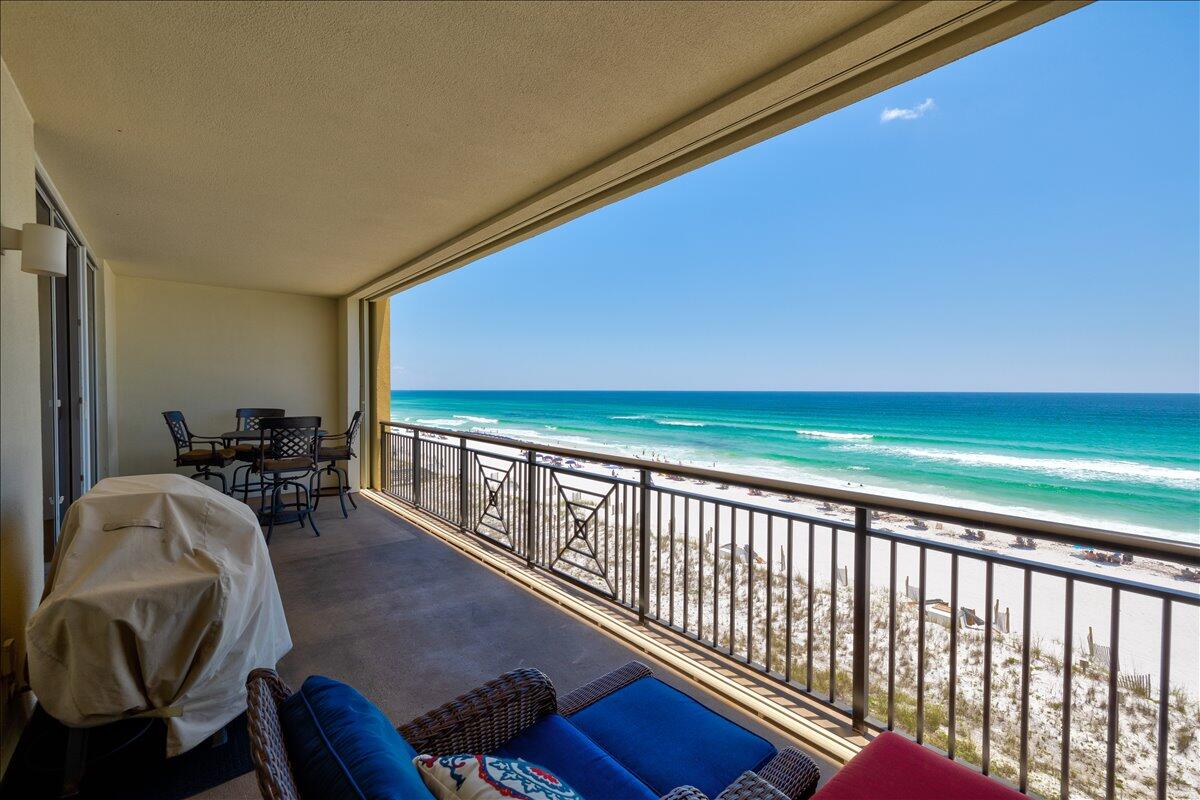 BELLA RIVA - Residential