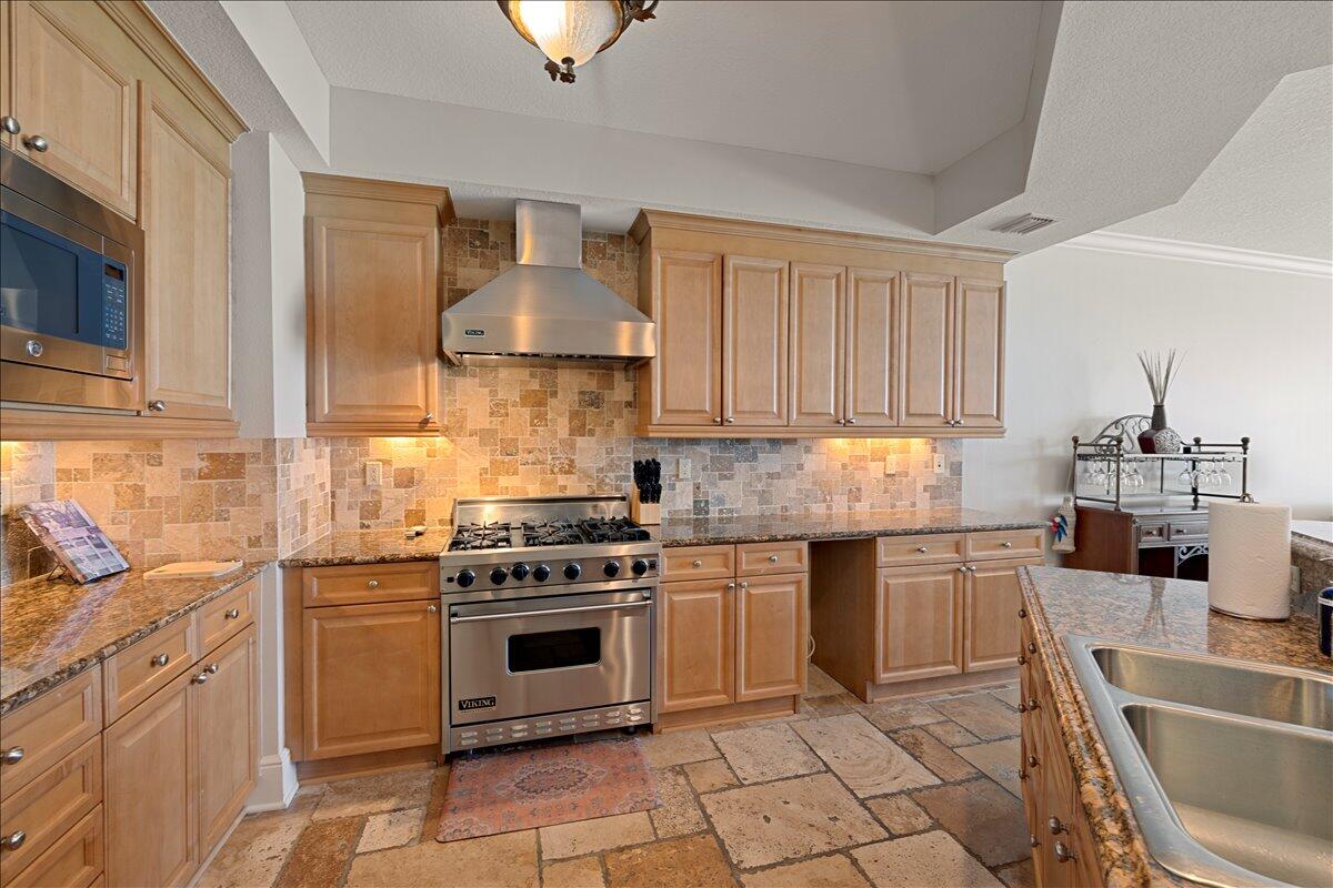 BELLA RIVA - Residential